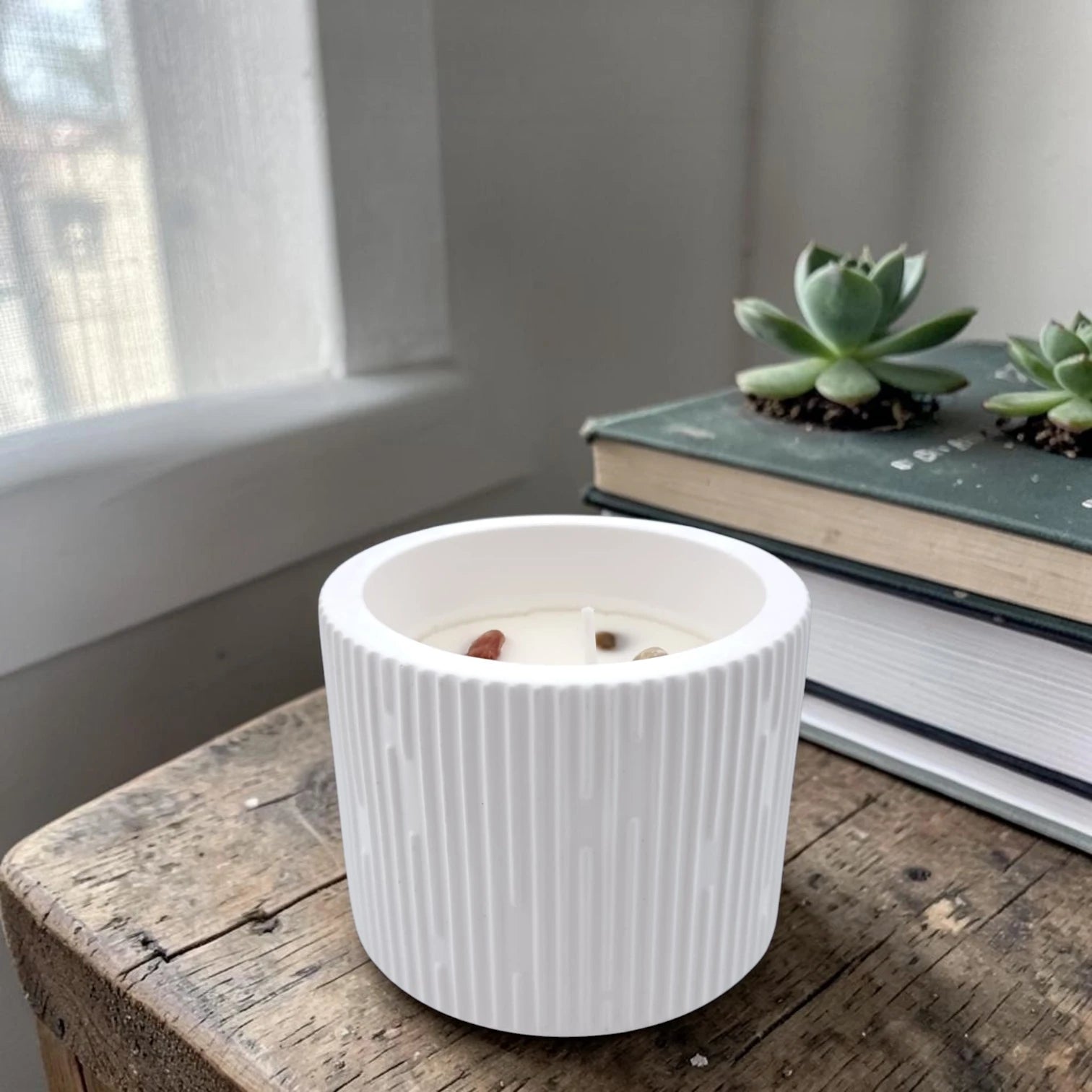 Luxury Scented Candle in Textured Ceramic Jar, Hand Poured Long Lasting Aromatherapy Candle for Home Décor & Relaxation - Multi Design (6H x 7L x 7W CM) - Damoo