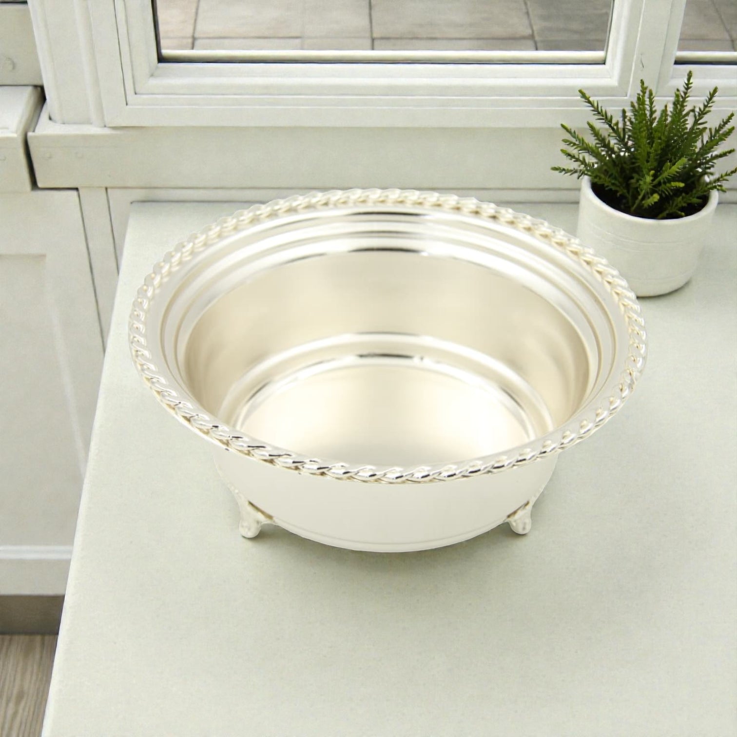 Moroccan Style Chrome Plated Serving Bowl with Glass Lid – Elegant Date & Halwa Bowl for Dining Table Décor (12H x 19L × 19W CM) - Damoo