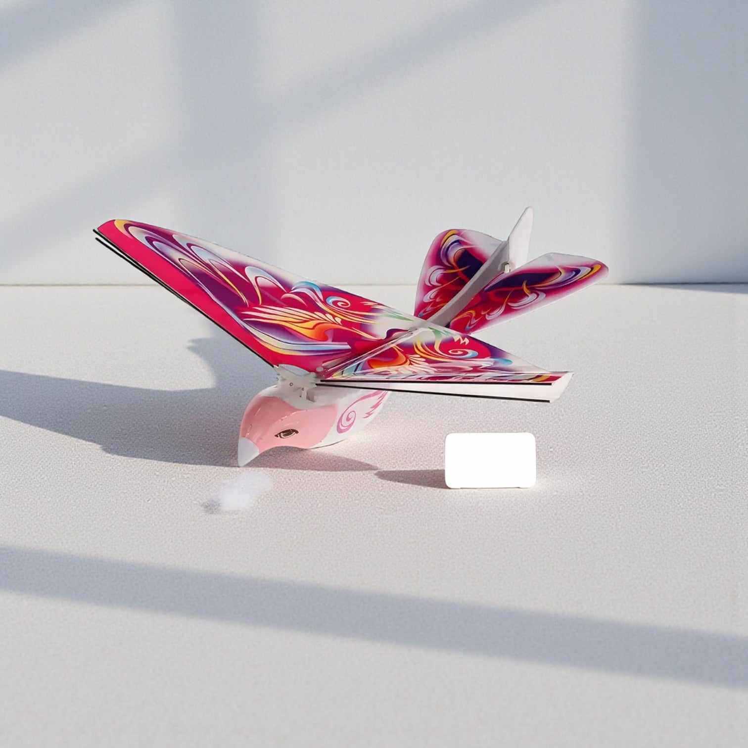 لعبة طائرة إلكترونية على شكل طائر | طائرة بدون طيار ذاتية الطيران مزودة بأضواء، مناسبة للأطفال من سن ٨ سنوات فما فوق | طائرة هليكوبتر شراعية صغيرة تعمل بالتحكم عن بُعد، مناسبة للعب في الهواء الطلق للأطفال والكبار