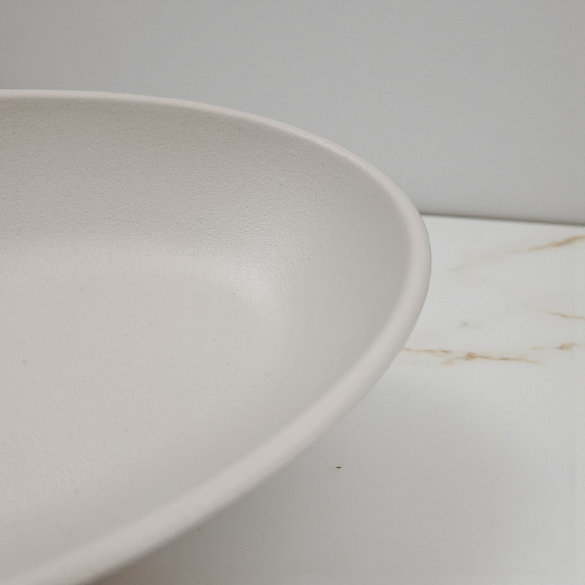 Modern Beige Ceramic Grain Bowl Set – Deep Stoneware Bowls in 3 Sizes (25cm, 20cm, 10cm) | Minimalist Matt-Glazed Serving Bowls for Salad, Pasta, Soup & Everyday Dining