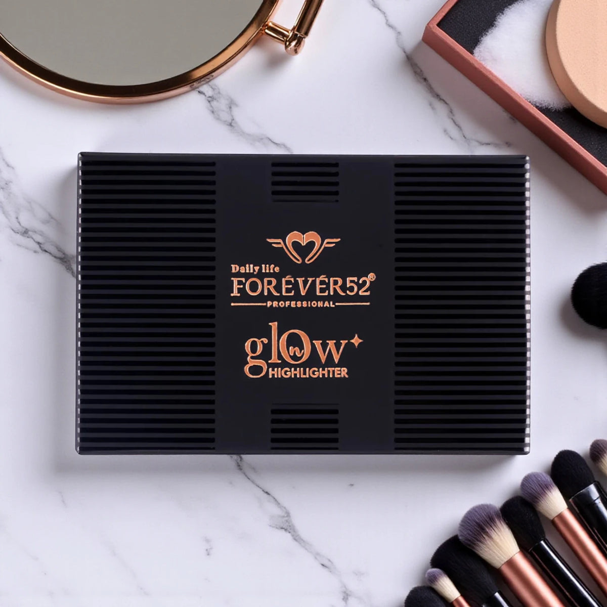 Forever52 Glow On Highlighter FGH003 Bonfire (7g). Silky cream highlighter with full coverage, ultra-blendable texture, radiant finish. Vegan & cruelty-free. - Damoo