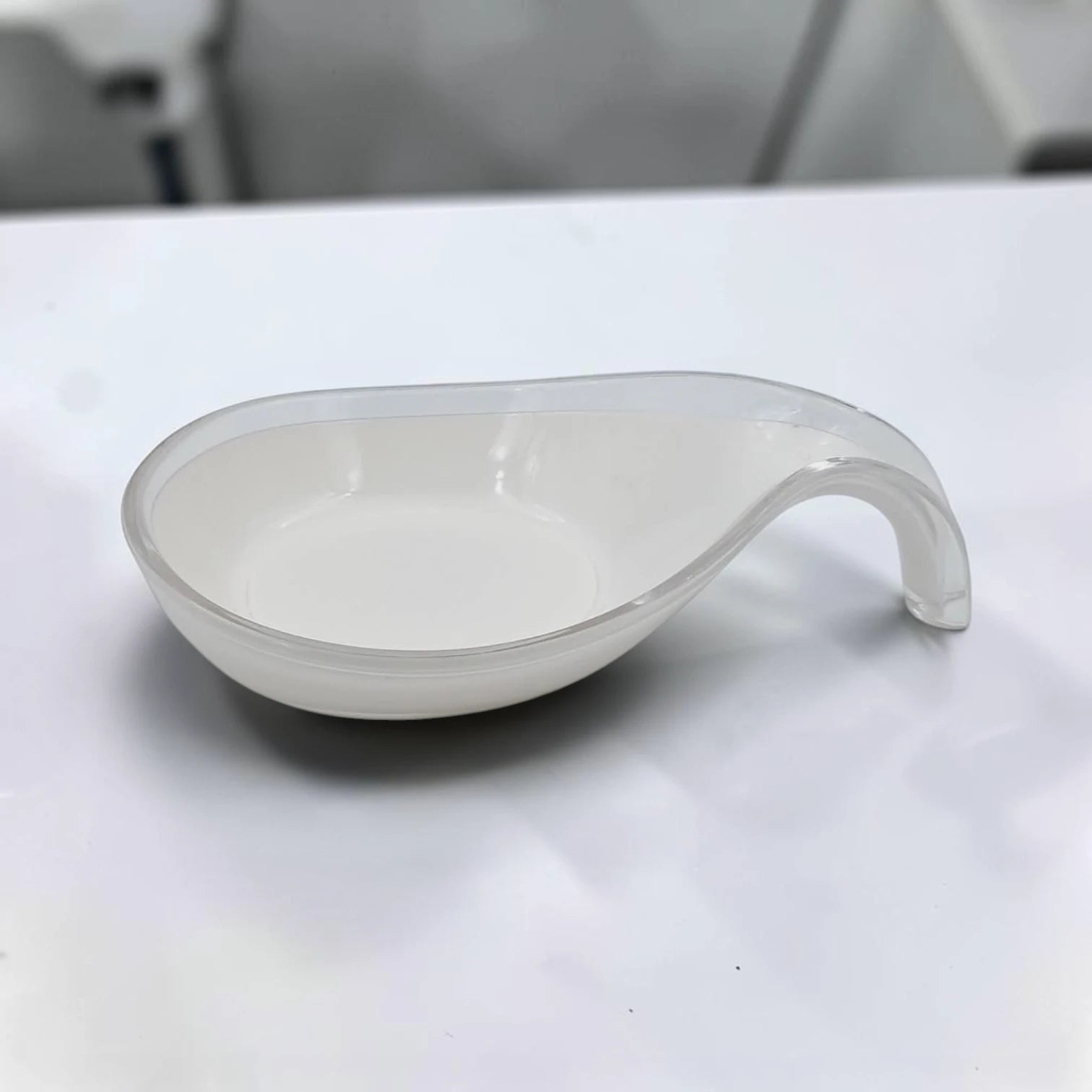 Kitchen Spoon Rest Holder, Heat Resistant Utensil Rest for Cooking Spoons Ladles Spatulas, Countertop Drip Tray, Available in Black and White - Damoo