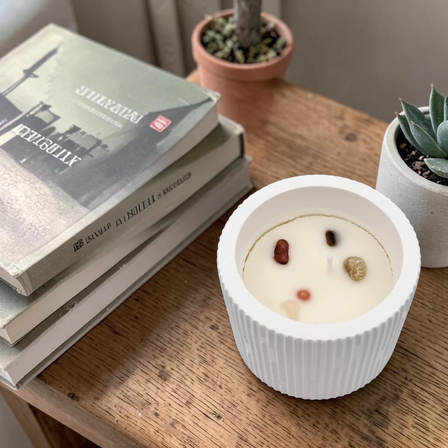 Luxury Scented Candle in Textured Ceramic Jar, Hand Poured Long Lasting Aromatherapy Candle for Home Décor & Relaxation - Multi Design (6H x 7L x 7W CM) - Damoo