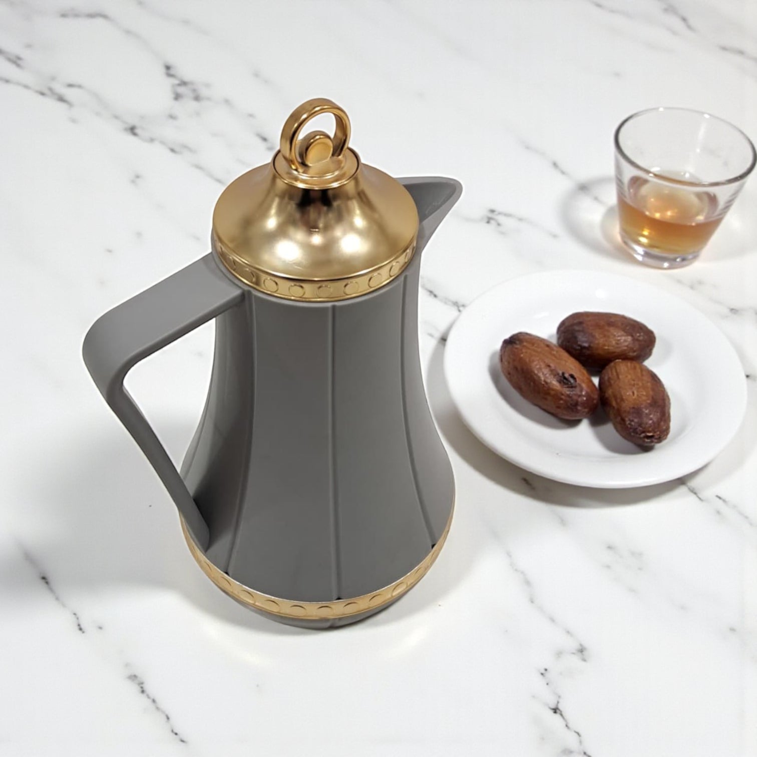 GERMAX Arabic Vacuum Flask 0.6L – Golden Lid | Premium PP Plastic Thermo Coffee & Tea Pot | Keeps Drinks Hot for 12 Hours & Cold for 24 Hours - Damoo