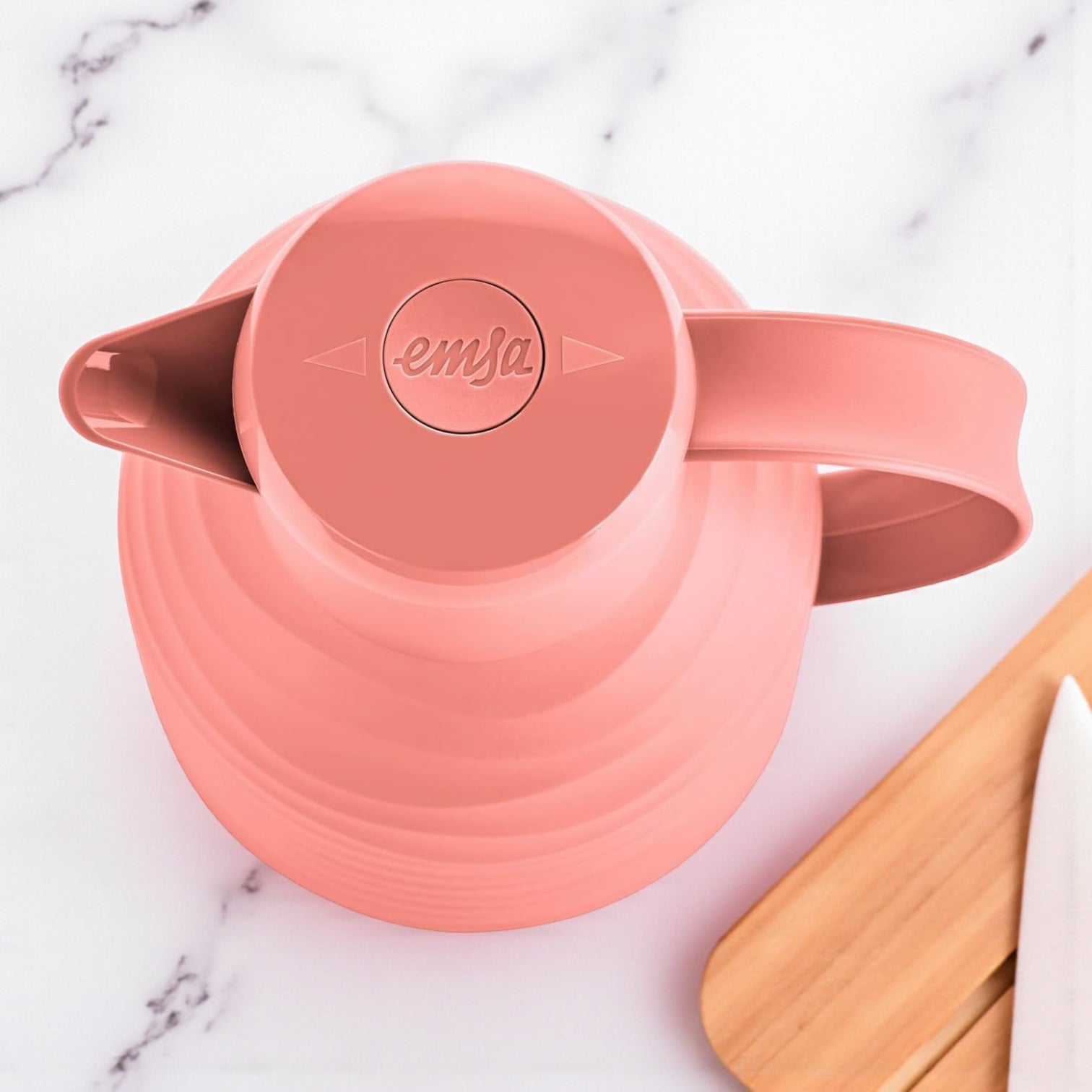 Emsa Samba Wave 1.0L Vacuum Flask – BPA-Free Plastic Insulated Jug with Quick-Press Closure, Double-Wall Glass Liner, 12H Heat / 24H Cold Retention & Modern 3D Wave Design - Damoo