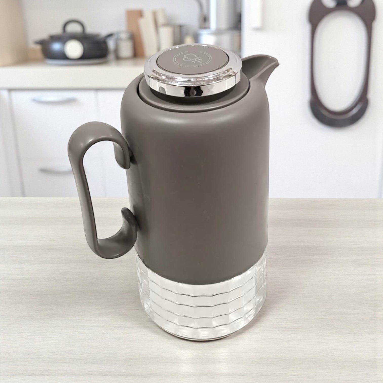 GERMAX Original Modern Matte Vacuum Flask 1L – Premium Gold & Silver Base Thermos | Double-Wall Insulated | 12H Heat / 24H Cold | Arabic Coffee & Tea Pot - Damoo