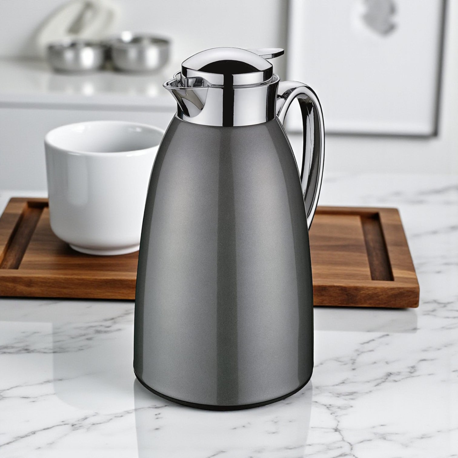 Emsa Campo 1.0L Thermos Flask – Grey ABS Plastic Vacuum Jug with Glass Liner, 100% Leak-Proof, One-Hand Air Control Pouring System, Easy-Clean Lid & German Quality Insulation - Damoo