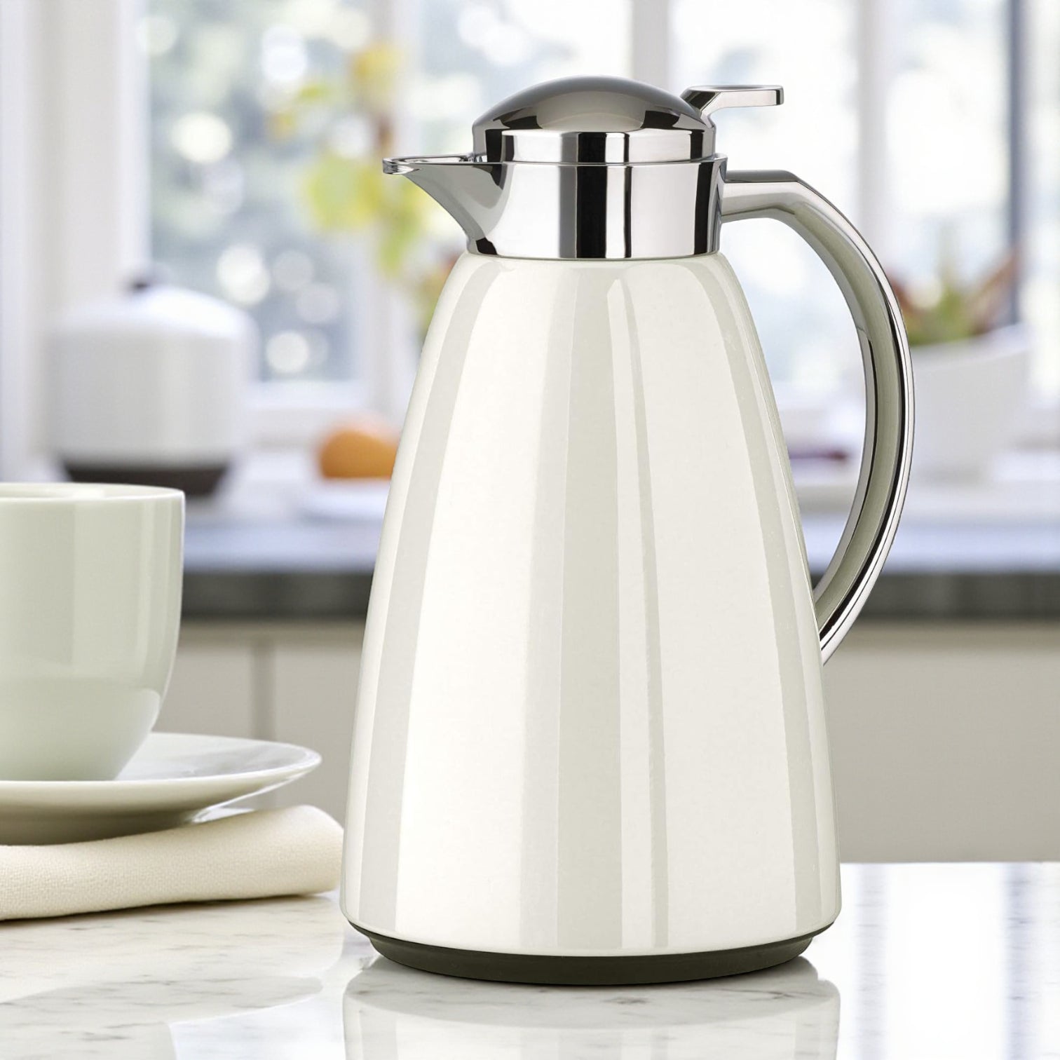 Emsa Campo Vacuum Flask 1.0L – Stainless Steel Insulated Jug with Quick-Tip One-Hand Closure, 100% Leak-Proof Design, 12H Heat / 24H Cold Retention, High-Gloss Chrome Finish (White) - Damoo