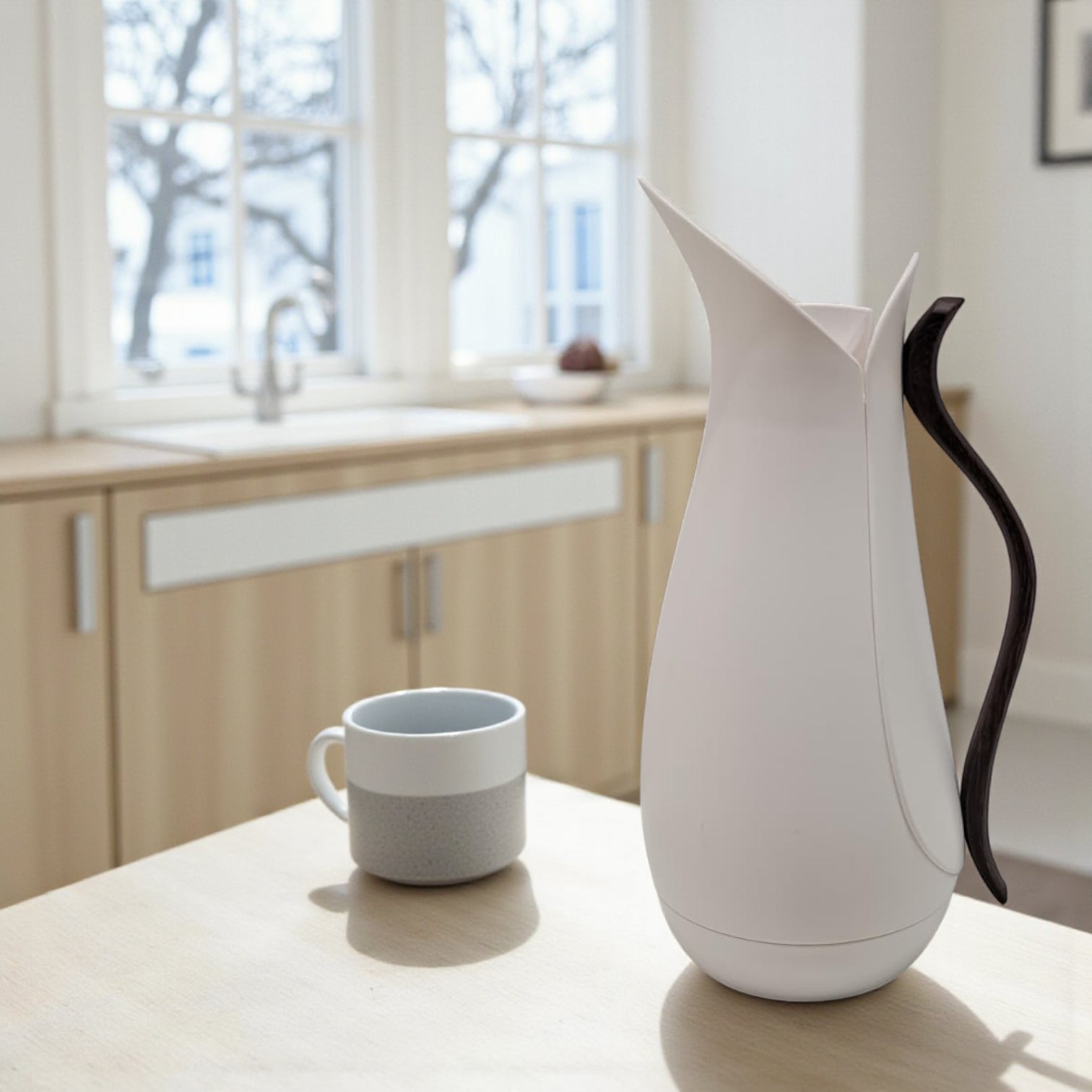 MAHRA 1L Premium Insulated Thermos with Wood-Style Handle | Double Wall Flask for Hot & Cold Beverages | Modern Design for Home, Office & Travel - Damoo