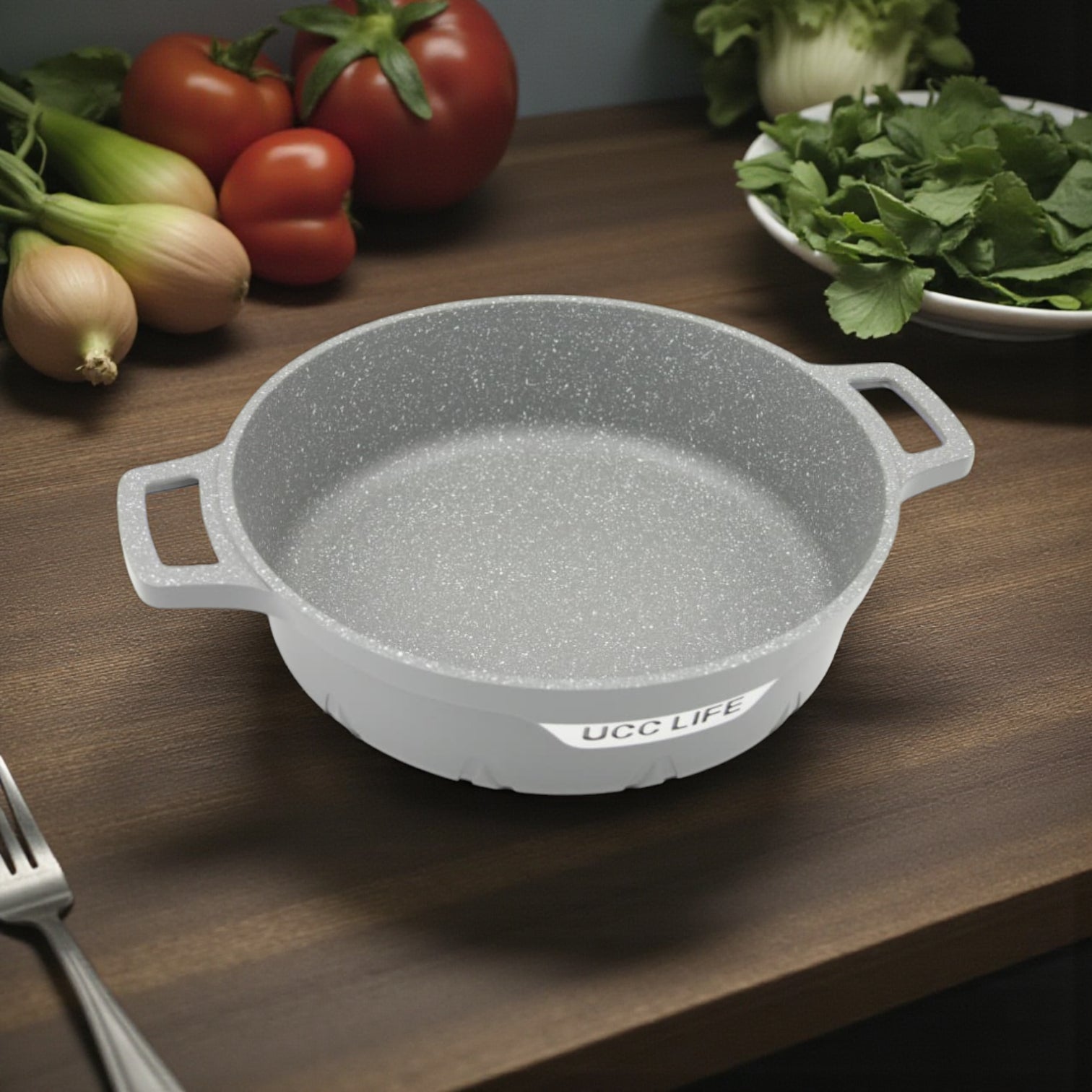 مجموعة أواني طهي جرانيت غير لاصقة من يو سي سي لايف، مكونة من ١٠ قطع - أواني طهي من الألومنيوم المطروق بأغطية زجاجية (٢٠ سم، ٢٤ سم، ٢٨ سم، ٣٢ سم، ومقلاة عميقة ٢٨ سم)