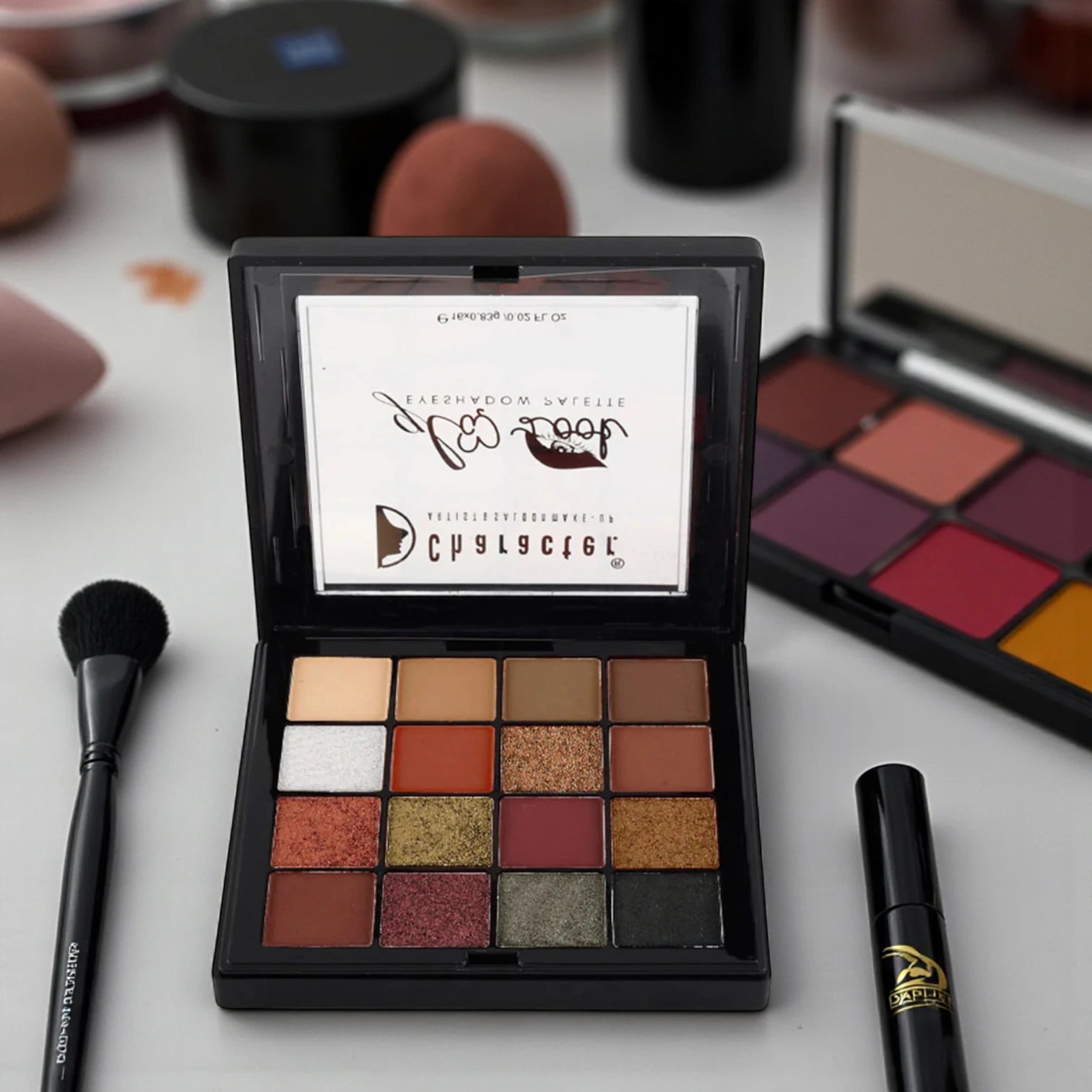 Character Glam Look Eyeshadow Palette GME003 | High-Pigment Matte & Shimmer Shades | Long-Lasting, Blendable Professional Eye Makeup Palette - Damoo