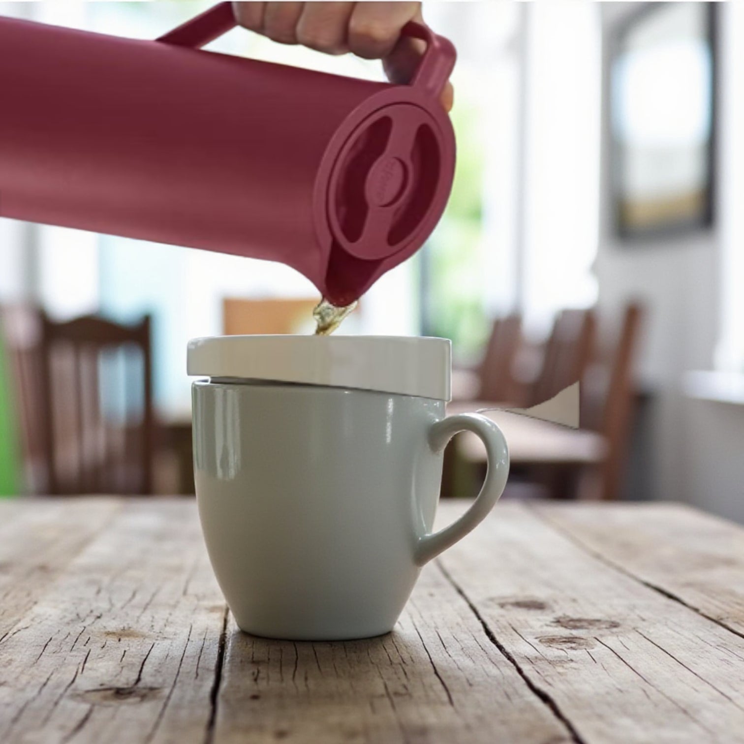 Emsa Motiva Vacuum Jug 1L – Wine Red | Nordic Design Insulated Flask with Quick-Press Closure – Keeps Drinks Hot for 12 Hours & Cold for 24 Hours | Made in Germany - Damoo