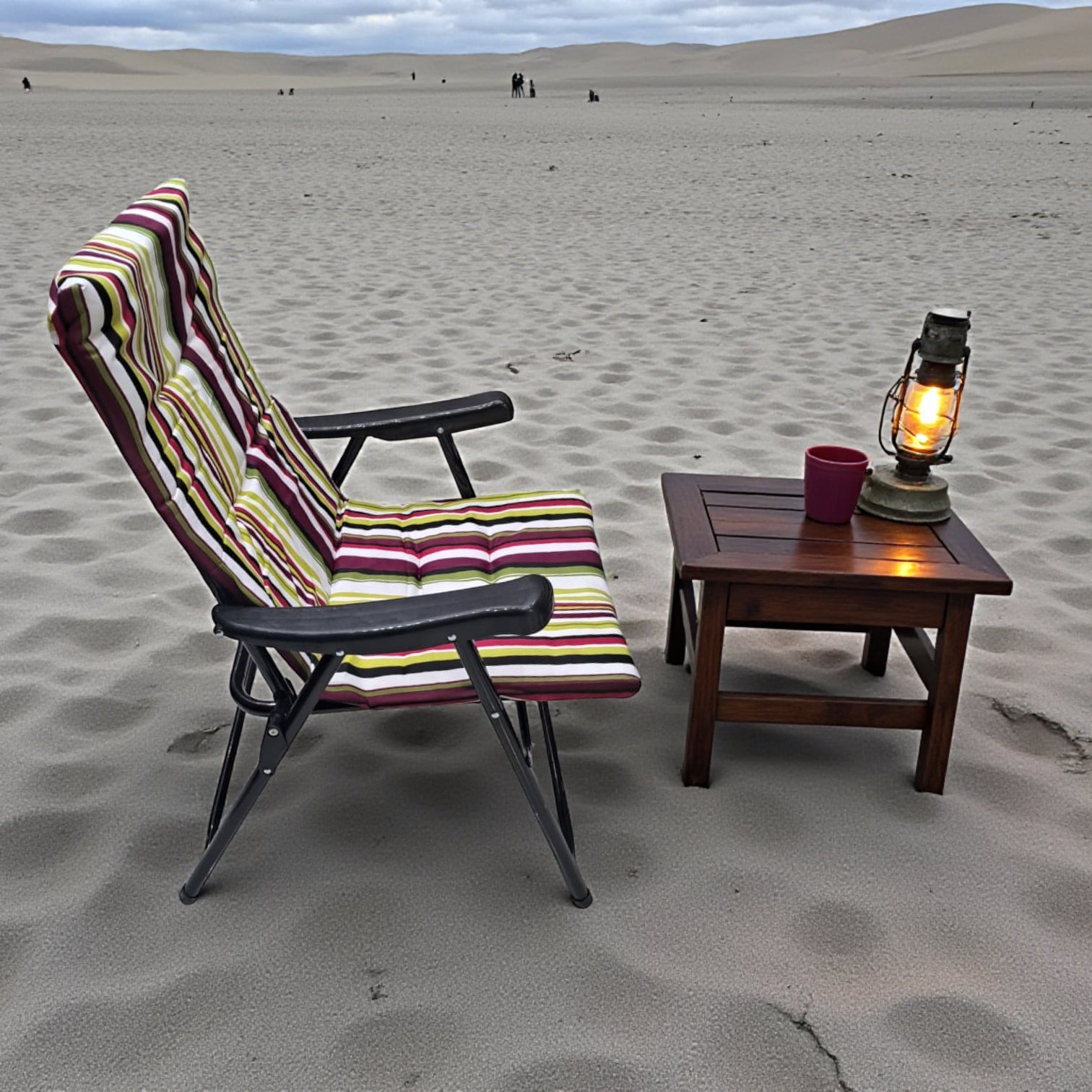 Folding Camping Chair with Maroon Green Striped Cushion – Comfortable Outdoor Recliner with Padded Seat, Armrests, and Heavy-Duty Steel Frame