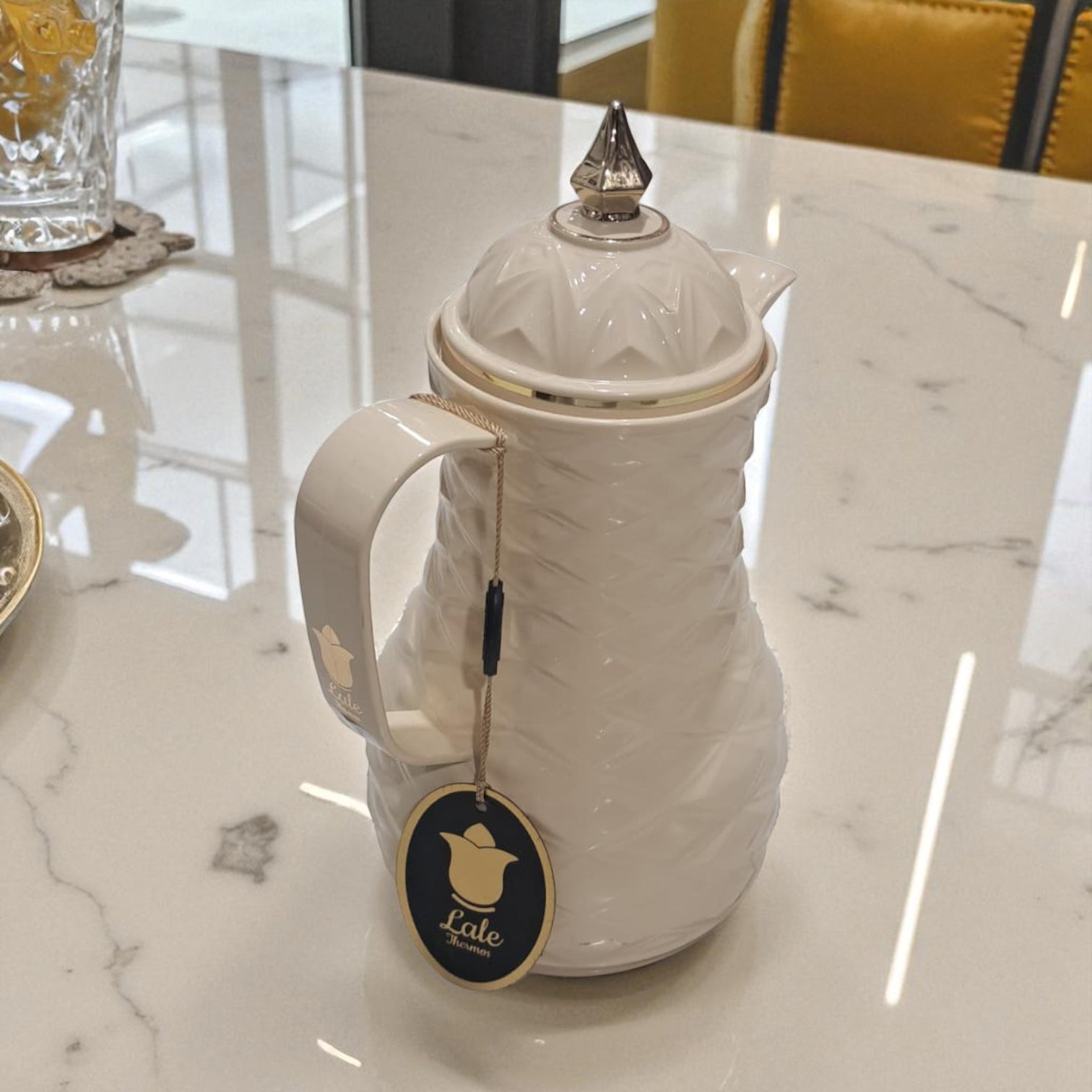 Lale Premium Diamond Design Thermos 1.0L – Elegant Cream Insulated Flask with Golden Lid, Double Wall Vacuum, and Long-Lasting Heat & Cold Retention for Coffee, Tea & Hospitality Serving - Damoo
