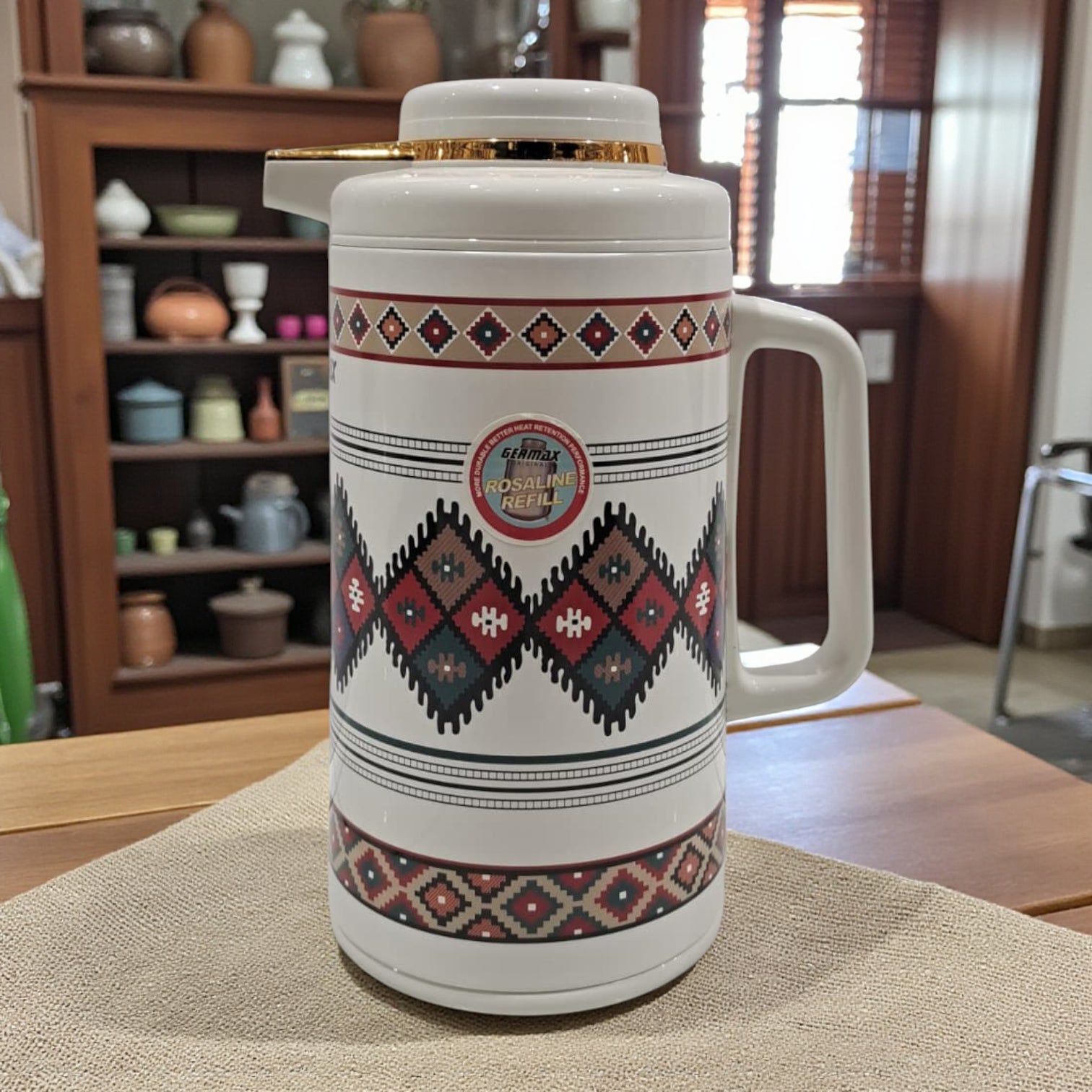 GERMAX 1 Liter Rosaline Vacuum Flask – Arabic Pattern Thermal Jug with Golden Lid | Double-Wall Insulated Coffee & Tea Pot, Elegant Hot & Cold Beverage Dispenser - Damoo