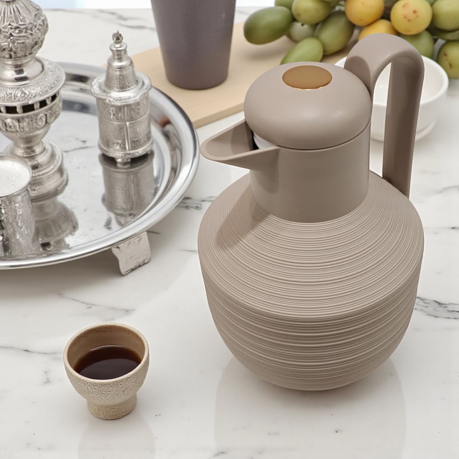 Ripple 1.0L Vacuum Flask – Double-Wall Insulated Thermos Jug with Glass Liner, Hot & Cold Beverage Server, Ribbed Modern Design & Easy-Pour Spout for Home or Office - Damoo