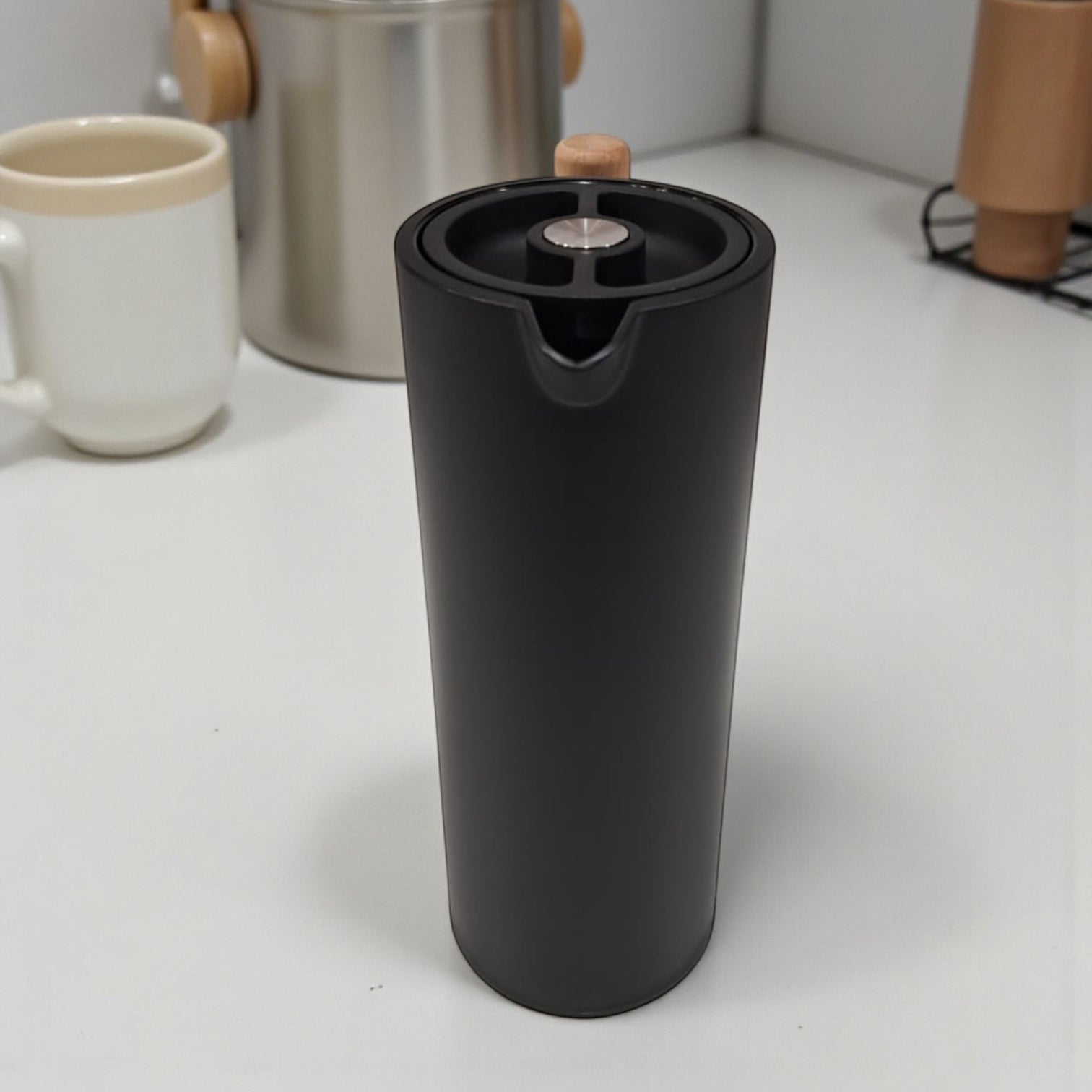 VOGATI 1.0L Premium Vacuum Thermos Flask – Modern Matte Design with Wooden Handle | Double Wall Insulated Carafe for Hot & Cold Drinks - Damoo