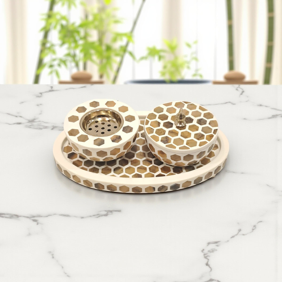 Luxury Hexagonal Mosaic Bukhoor & Mabkhara Set with Lid and Tray – Elegant Polyresin Home Fragrance Holder for Incense and Bakhoor Display - Damoo