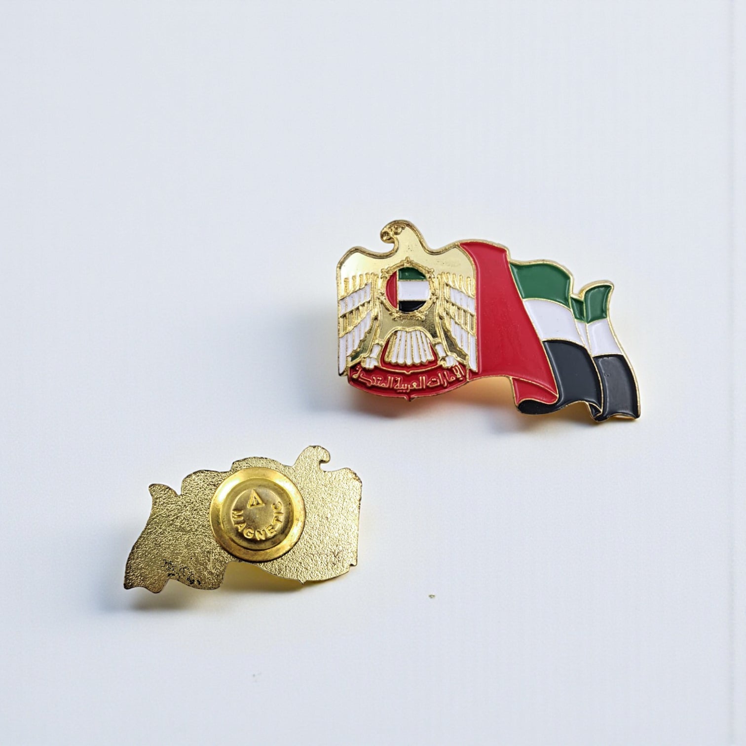 UAE National Emblem and Flag Metal Badge – Premium Gold-Plated Magnetic Pin for National Day, Events, Ceremonies & Patriotic Celebrations - Damoo