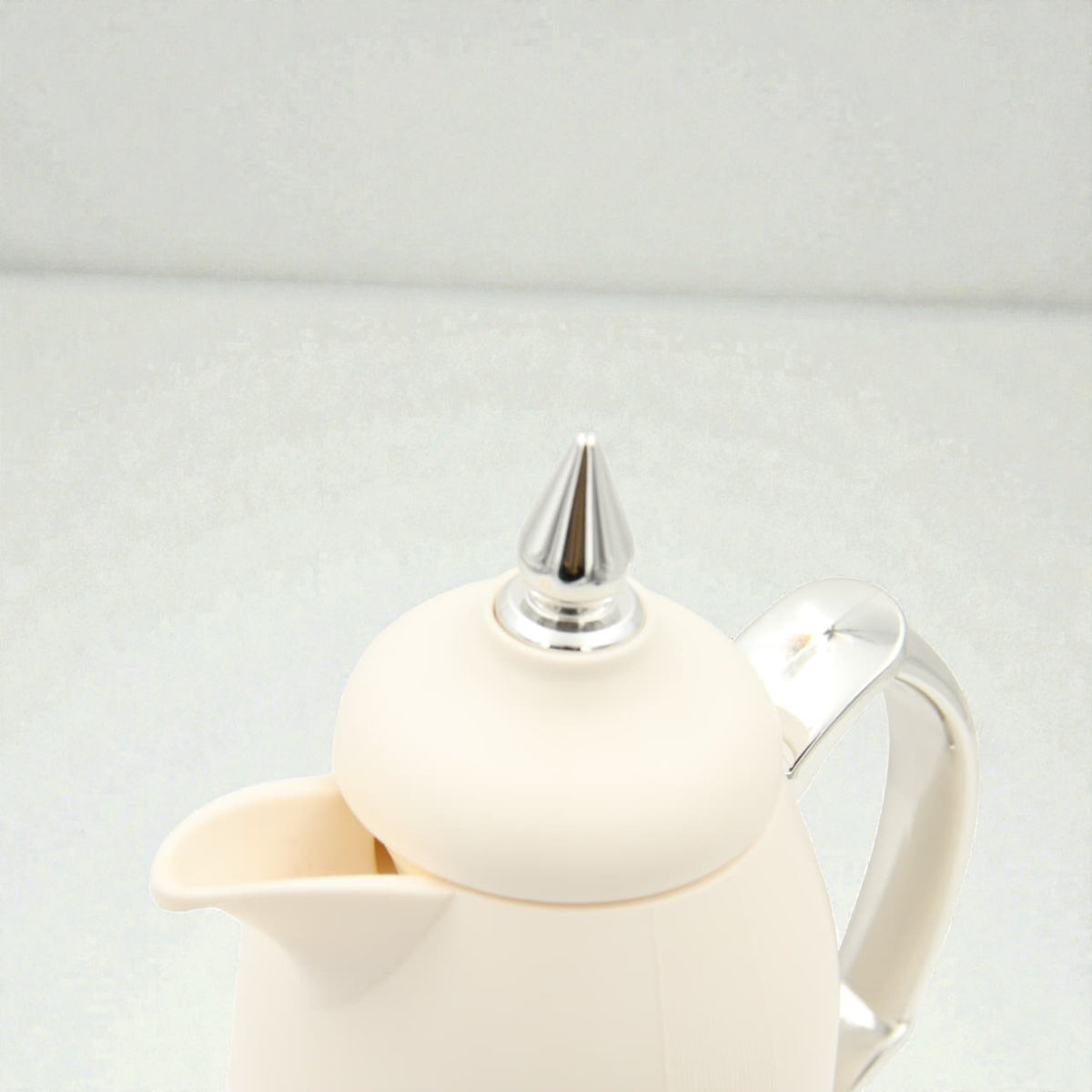 Arabic Classic Heritage Tea Flask 1L Double Wall Glass Liner Vacuum Jug with Traditional Pattern & Heat Insulation Available on Multi Color Options (24H x 13W × 13L CM) - Damoo