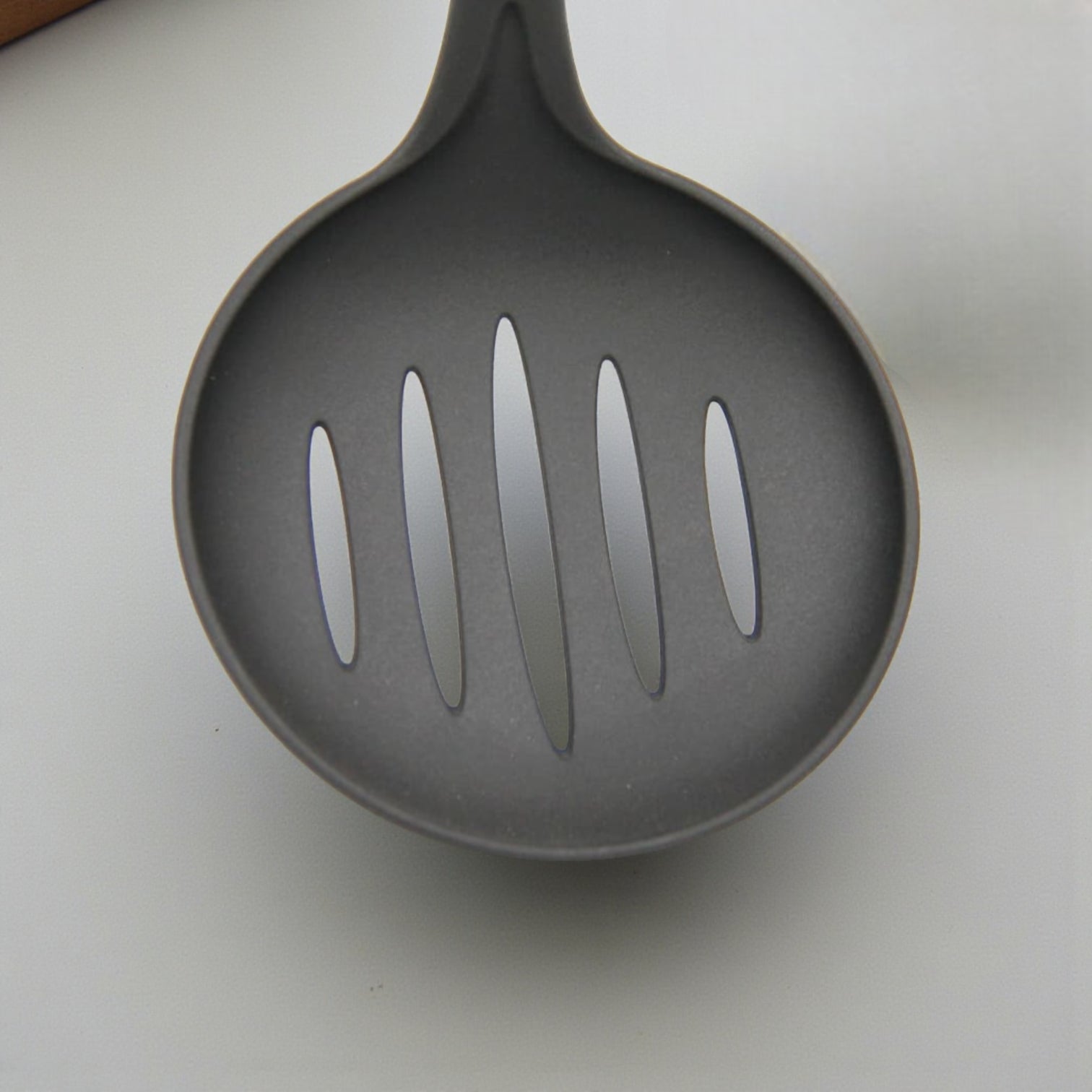 Rossetti® Nylon Slotted Spoon Oil Skimmer & Strainer – Heat Resistant Non-Stick Safe Cooking Utensil with Tough Grip Handle (34.5cm) - Damoo