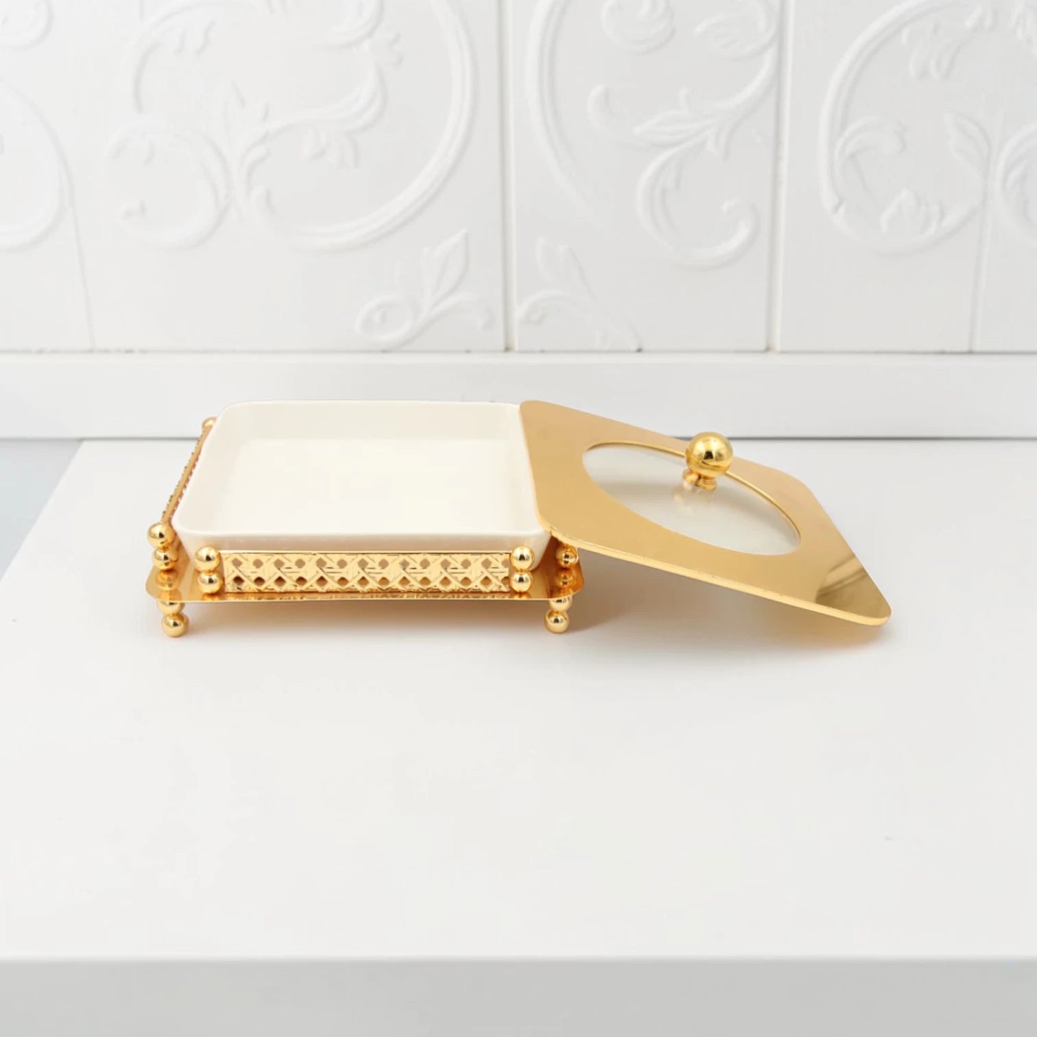 Al Habbai Square Covered Serving Dish with Lid and Decorative Stand – Dessert, Dates & Candy Serving Bowl for Majlis and Elegant Hospitality - Damoo