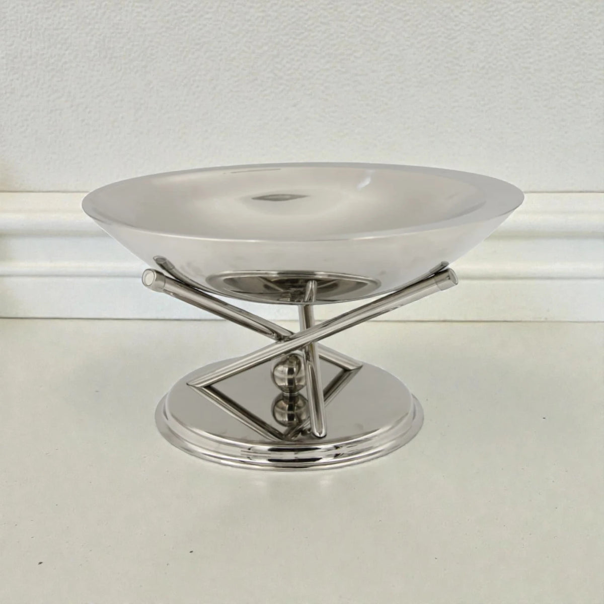 Modern Metal Serving Bowl with Stand – Elevated Decorative Fruit, Snack & Dessert Display Dish for Home & Hosting (18H x 32L × 32W CM) - Damoo