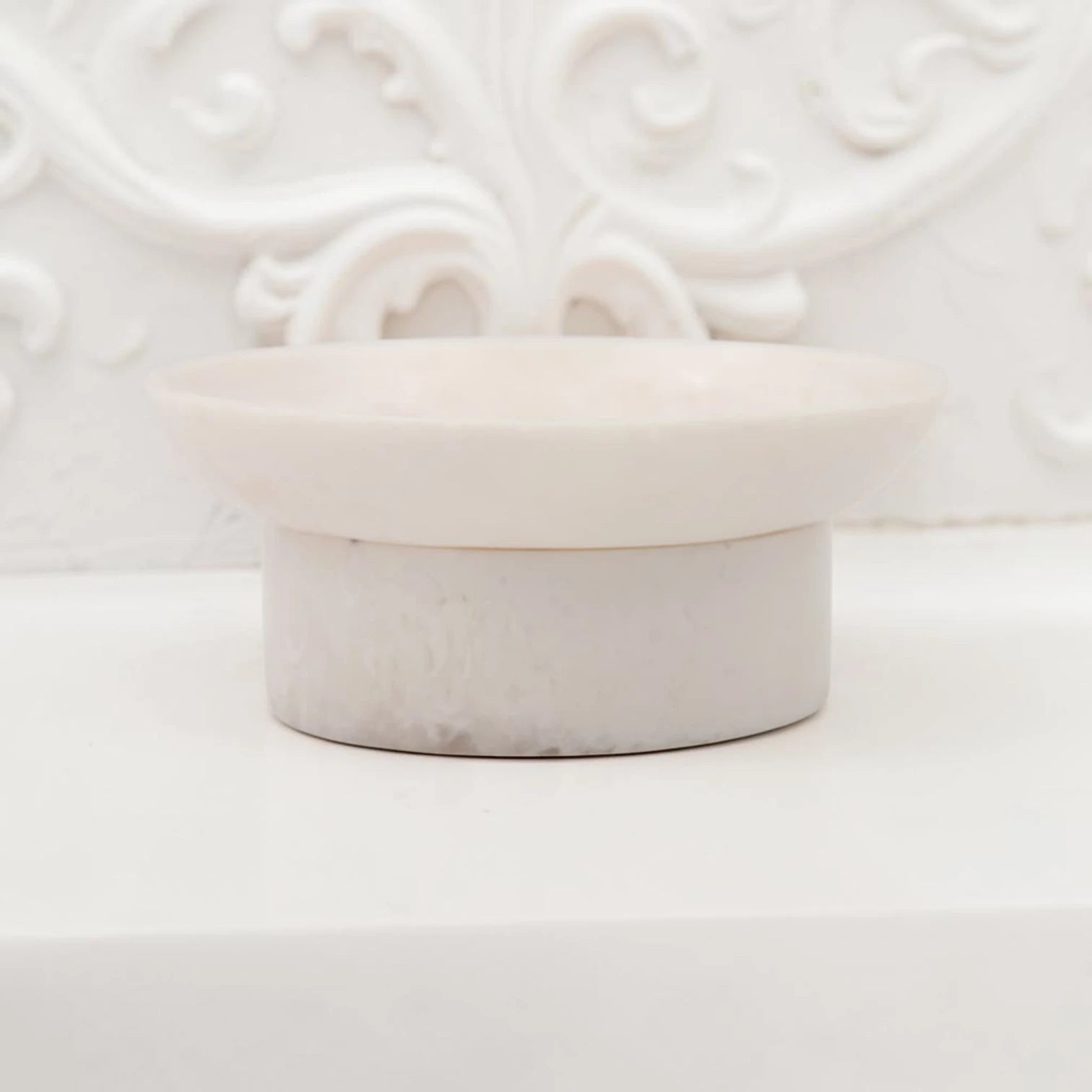 Small Round Pedestal Serving Bowl – Compact Decorative Dish for Snacks, Desserts & Table Display (5.5H x 14L × 14W CM) - Damoo