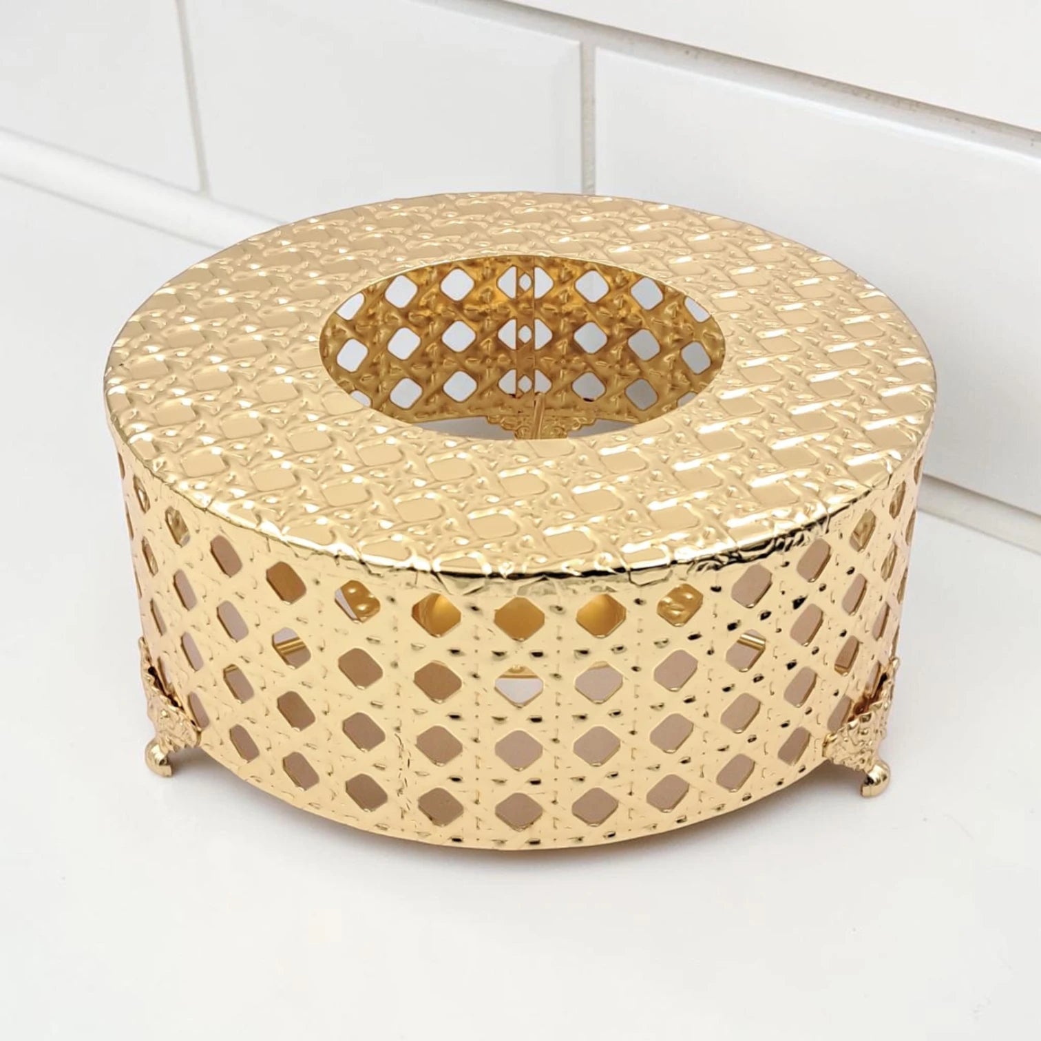 Luxury Gold Incense Burner with Decorative Cut-Out Design – Elegant Bakhoor Holder for Home Fragrance (20 x 20 x 9.5 cm) - Damoo