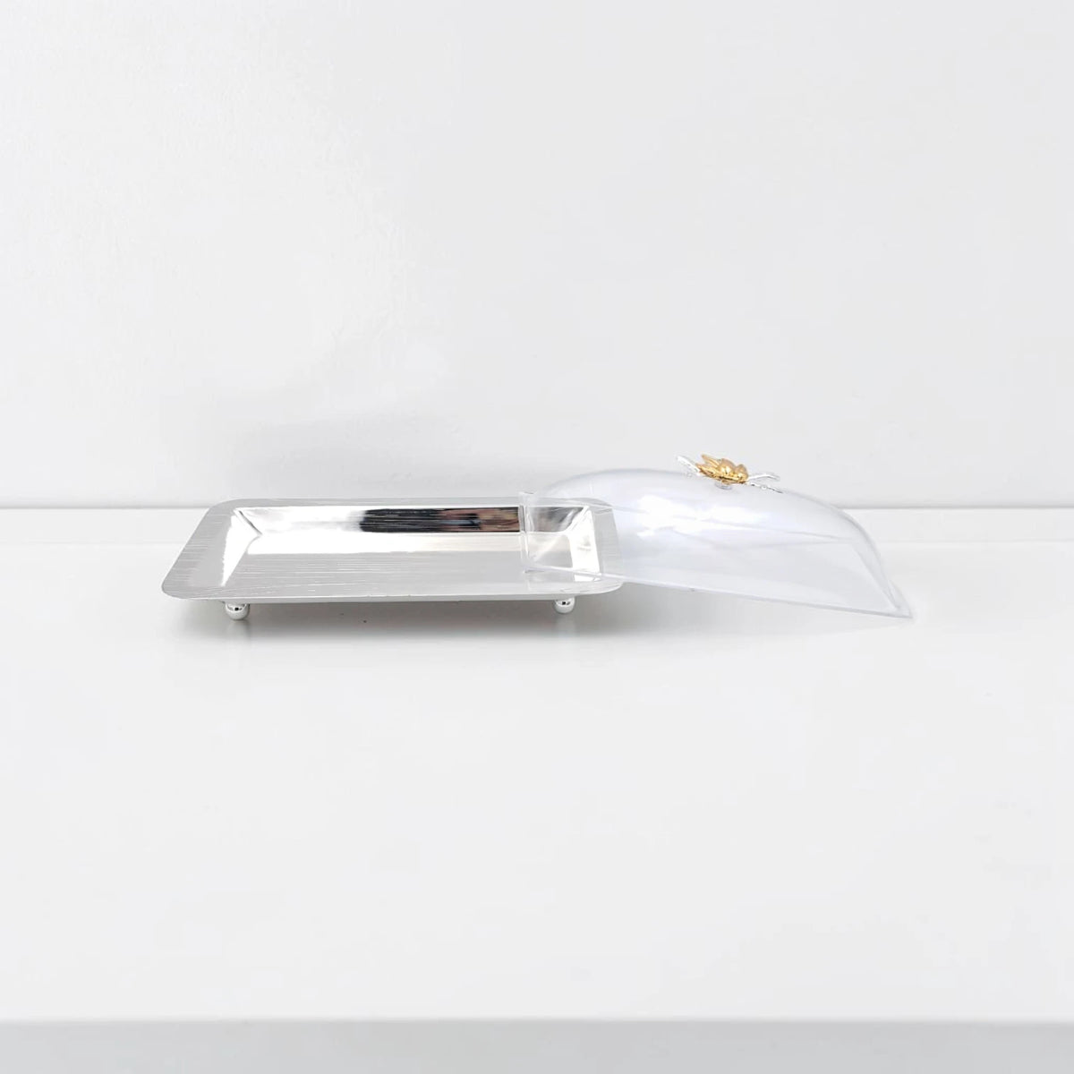 Elegant Rectangular Butter Dish with Clear Lid & Gold Floral Handle – Premium Serving Tray for Butter, Cheese & Desserts (32 x 16 x 12 cm) - Damoo