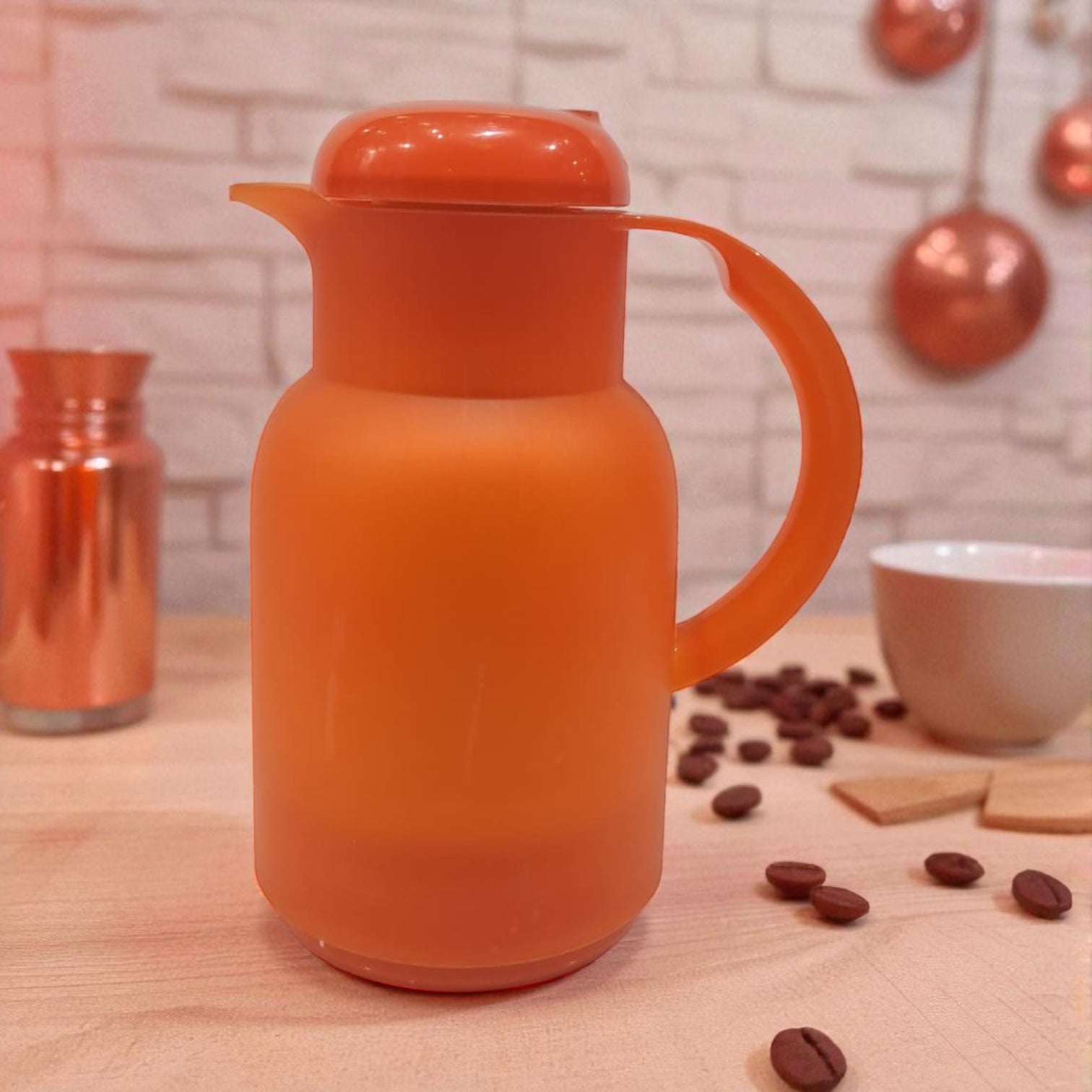 Elegant Insulated Thermos Jug 1.0L – Modern Double-Wall Vacuum Flask with Secure Lid, Heat & Cold Retention, and Ergonomic Handle – Available in Multiple Stylish Colors - Damoo