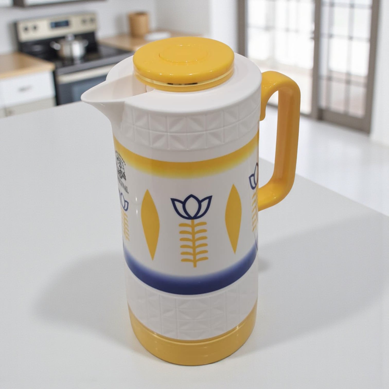 DAMOO Original Yellow & White Thermos Flask – 1.3L Hot & Cold Vacuum Jug with Easy Pour Handle | Durable Plastic Insulated Kettle for Coffee, Tea & Water - Damoo