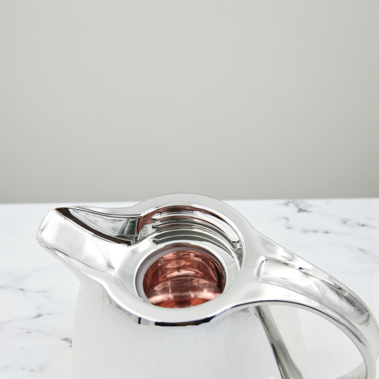 Regal Vacuum Jug 0.5 Liter | Stainless Steel Double Wall Thermal Flask | Premium Hot & Cold Beverage Server – Elegant Chrome Finish