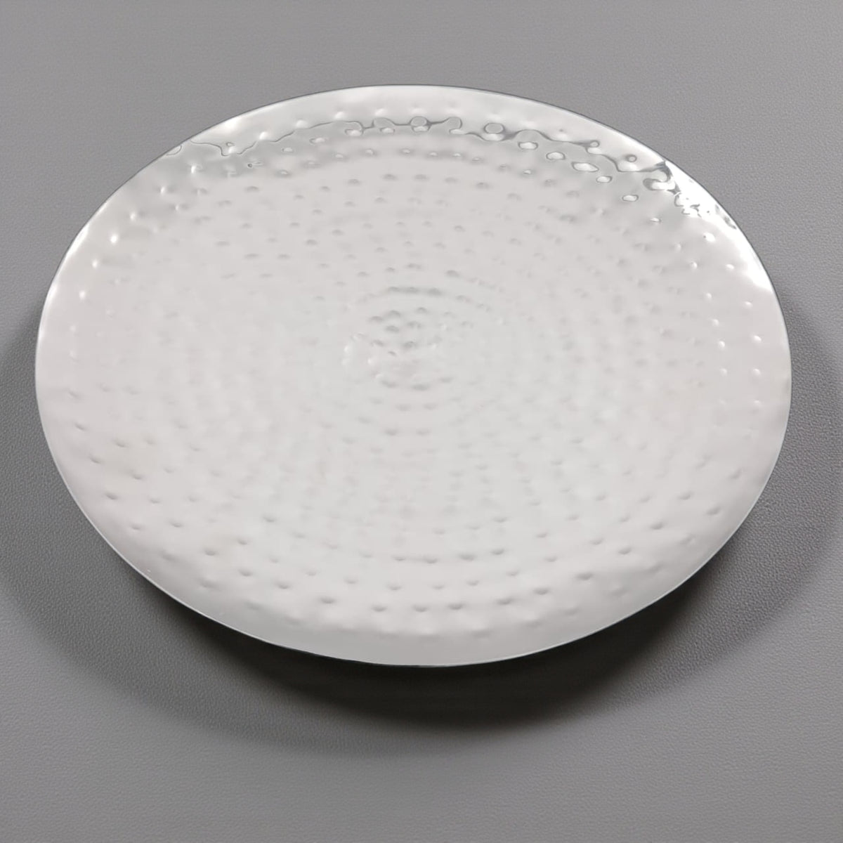 Elegant Hammered Metal Cake Stand with Geometric Base | Modern Dessert & Serving Display | Durable Decorative Table Centerpiece