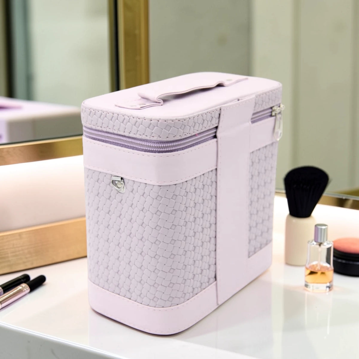 Luxury Portable Makeup Storage Box with Handle and Shoulder Strap – Large Cosmetic Organizer Case with Zipper Travel Beauty Bag (22x19x10.5cm) - Damoo
