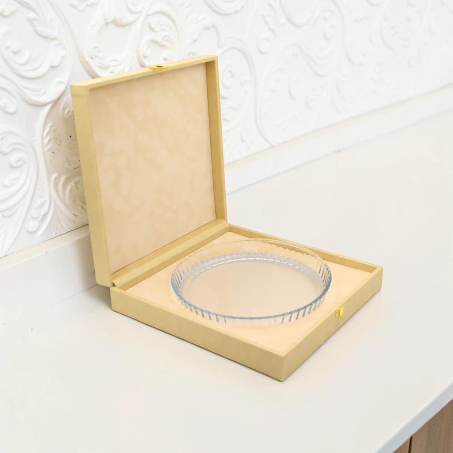 Round Serving Tray Set with Storage Case – Premium Gift Box Tray with Protective Carry Case for Desserts, Snacks & Elegant Table Display (8H x 34L × 34W CM | Tray 26 CM) - Damoo