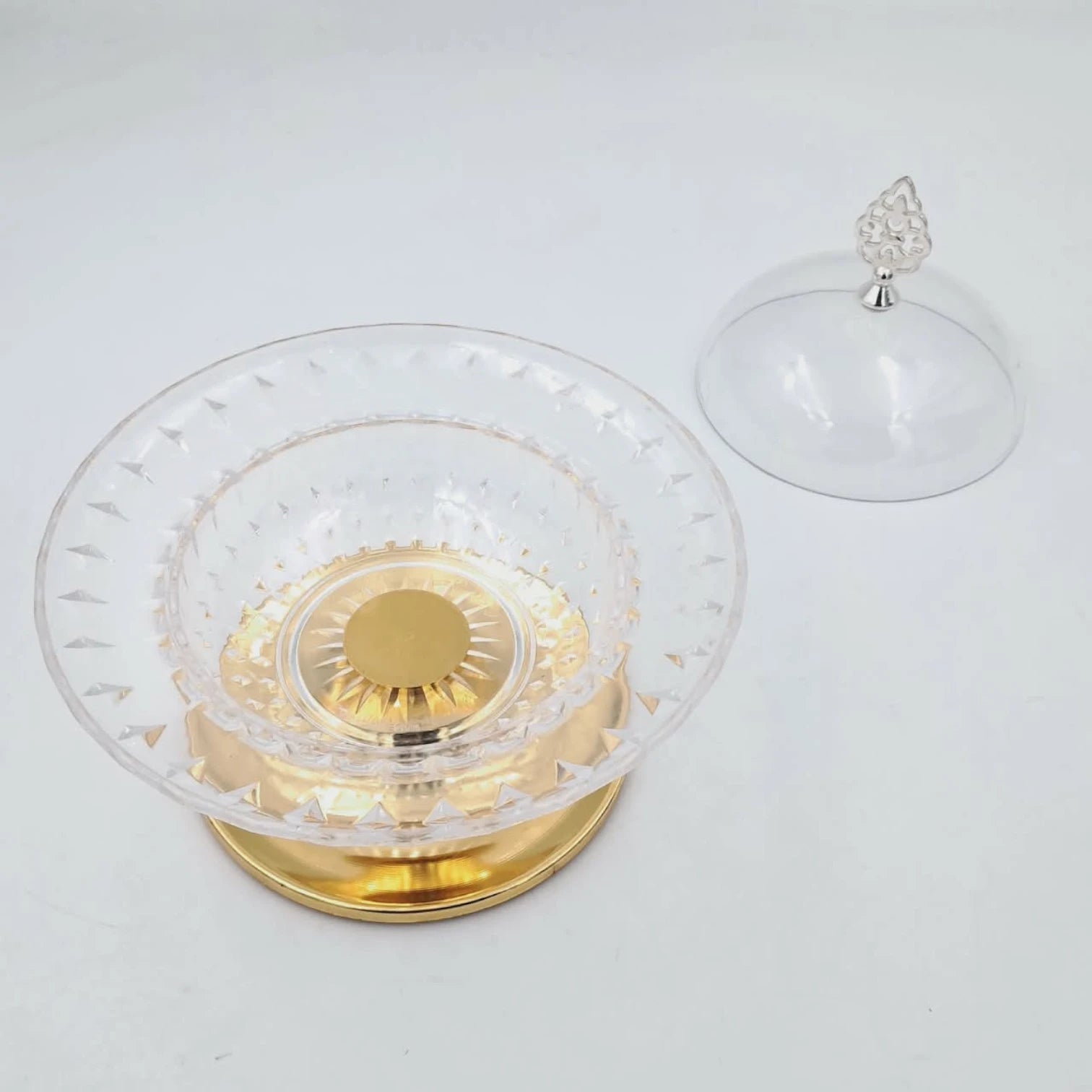 Fursan Elegant Acrylic Serving Bowl with Lid and Gold Base, Decorative Candy & Dessert Dish with Cover, Premium Table Centerpiece (18H x 19.5L × 19.5W CM) - Damoo