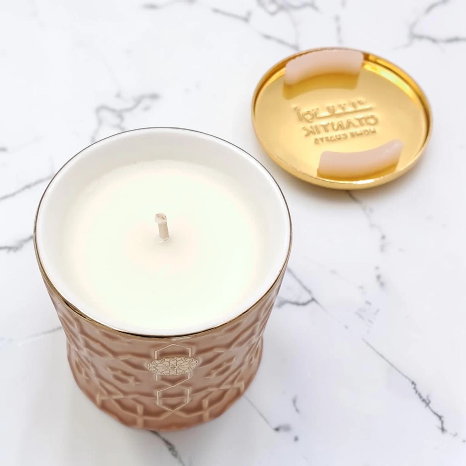 OTANTIK Home Crafts Rosette Luxury Scented Candle with Lid, Decorative Embossed Jar Aromatherapy Candle for Home Décor (7H x 6.5L × 6.5W CM) - Damoo