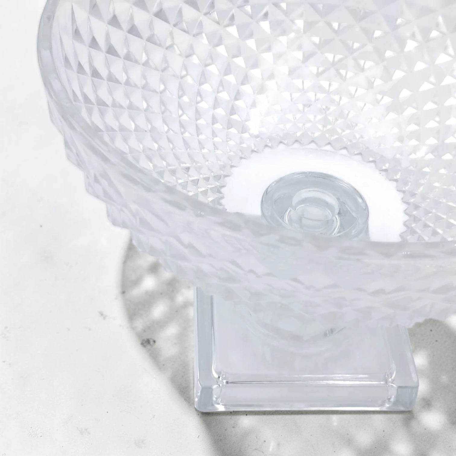 Metropolitan Clear Glass Pedestal Serving Bowl Decorative Fruit & Dessert Display Stand with Textured Diamond Pattern for Dining Table Centerpiece (18H x 23L x 23W CM x Base 10.5CM) - Damoo