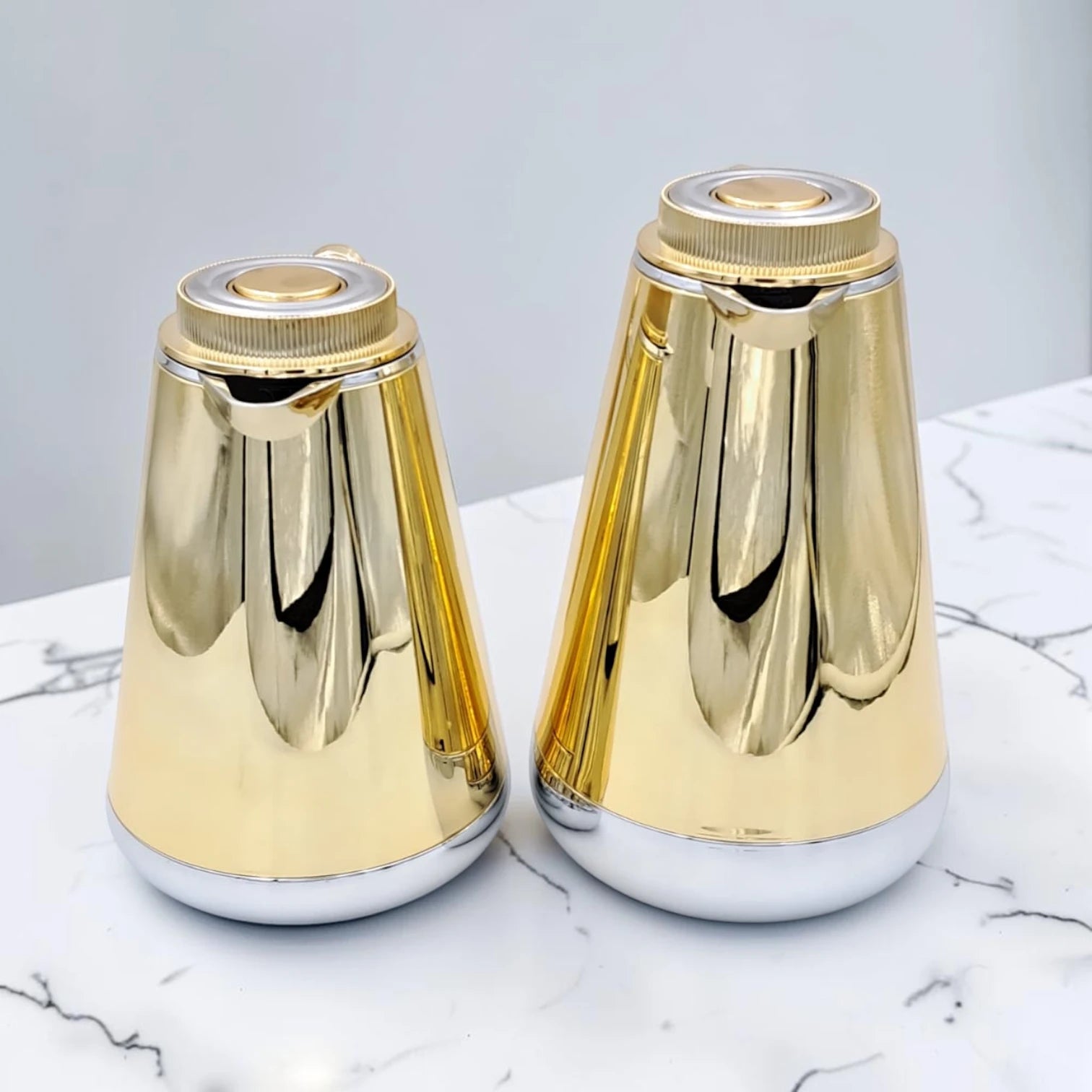 Premium Coffee & Tea Vacuum Flask Set 2 Pieces – Insulated Serving Carafes with Secure Lid and Elegant Handle, 0.5L & 1.0L Capacity Set