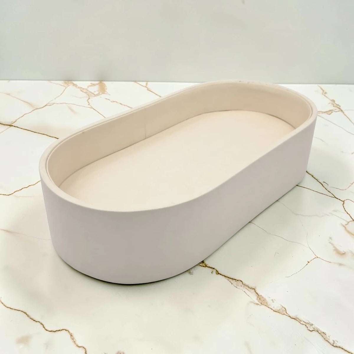 Modern Oval Storage Tray with Clear Acrylic Lid and Knob Handle – Multi-Purpose Countertop Organizer for Kitchen, Bathroom, Vanity & Home Storage (8H x 35L × 18W CM)