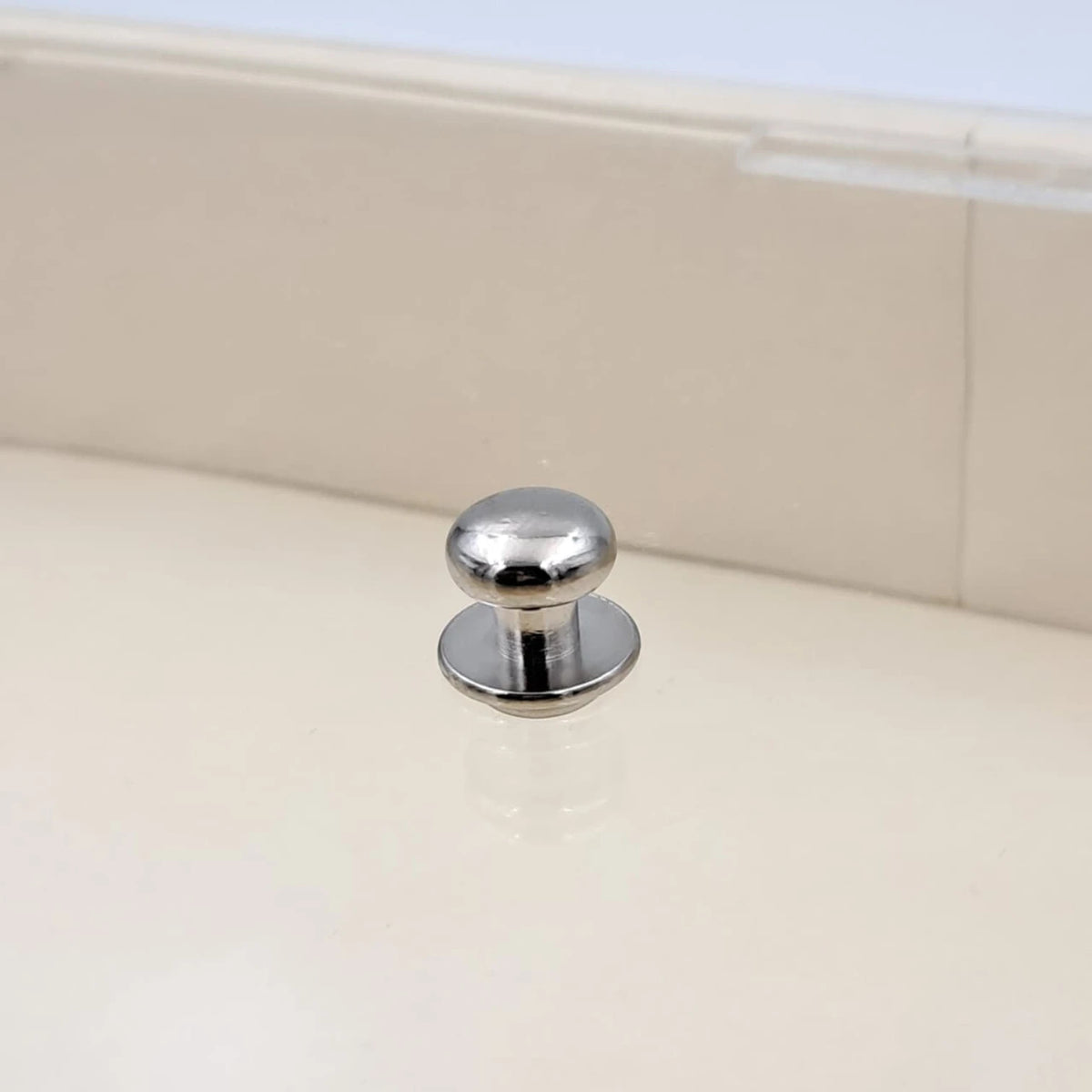 Modern Oval Storage Tray with Clear Acrylic Lid and Knob Handle – Multi-Purpose Countertop Organizer for Kitchen, Bathroom, Vanity & Home Storage (8H x 35L × 18W CM)