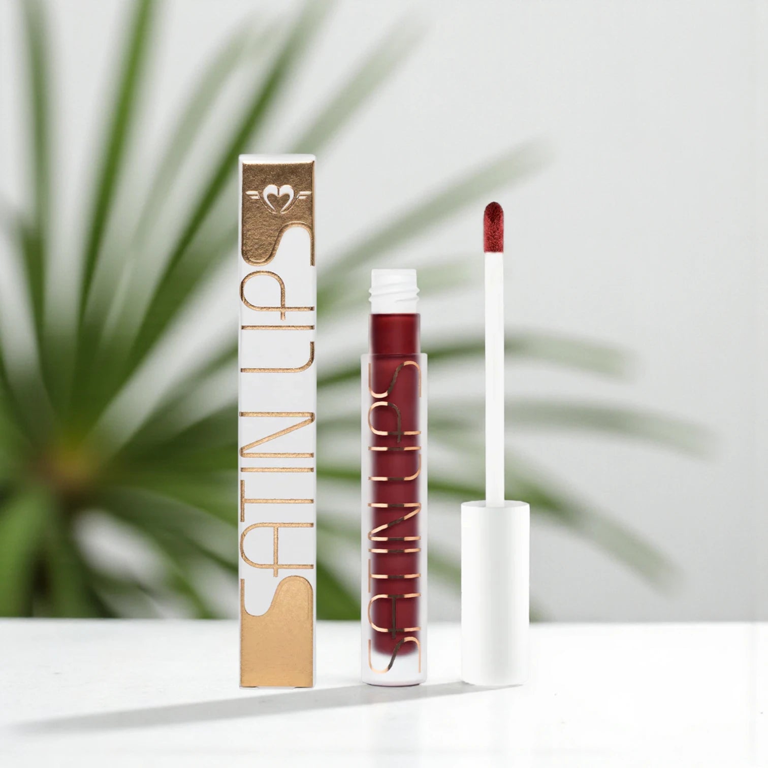 Forever52 Satin Lips Liquid Lip Gloss YSL015 – High Pigment, Smudge-Proof, Hydrating Formula with Intense Shine | Long-Wearing Comfort - Damoo