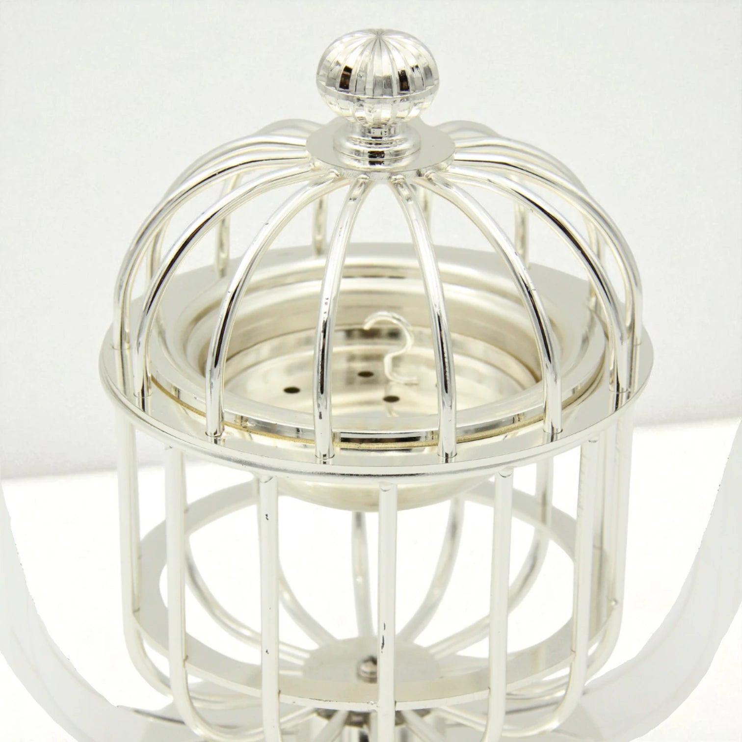 Al Fursan Luxury Gold Birdcage Bakhoor Burner with Acrylic Dome – Modern Arabic Oud & Incense Holder - Damoo