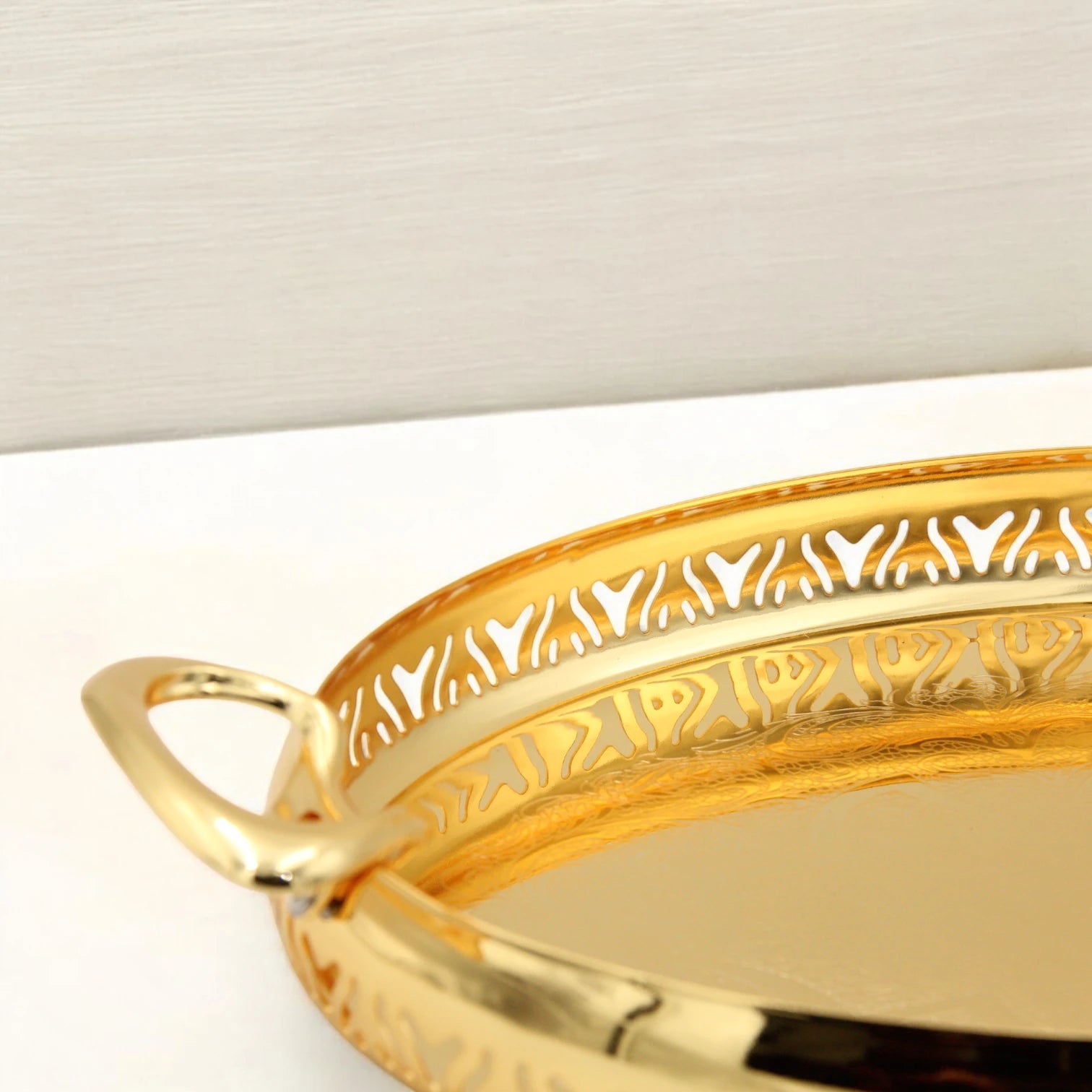 Ansa Luxurious 3-Piece Gold Finish Serving Tray Set – Decorative Metal Trays with Ornate Handles for Coffee, Sweets & Décor - Damoo