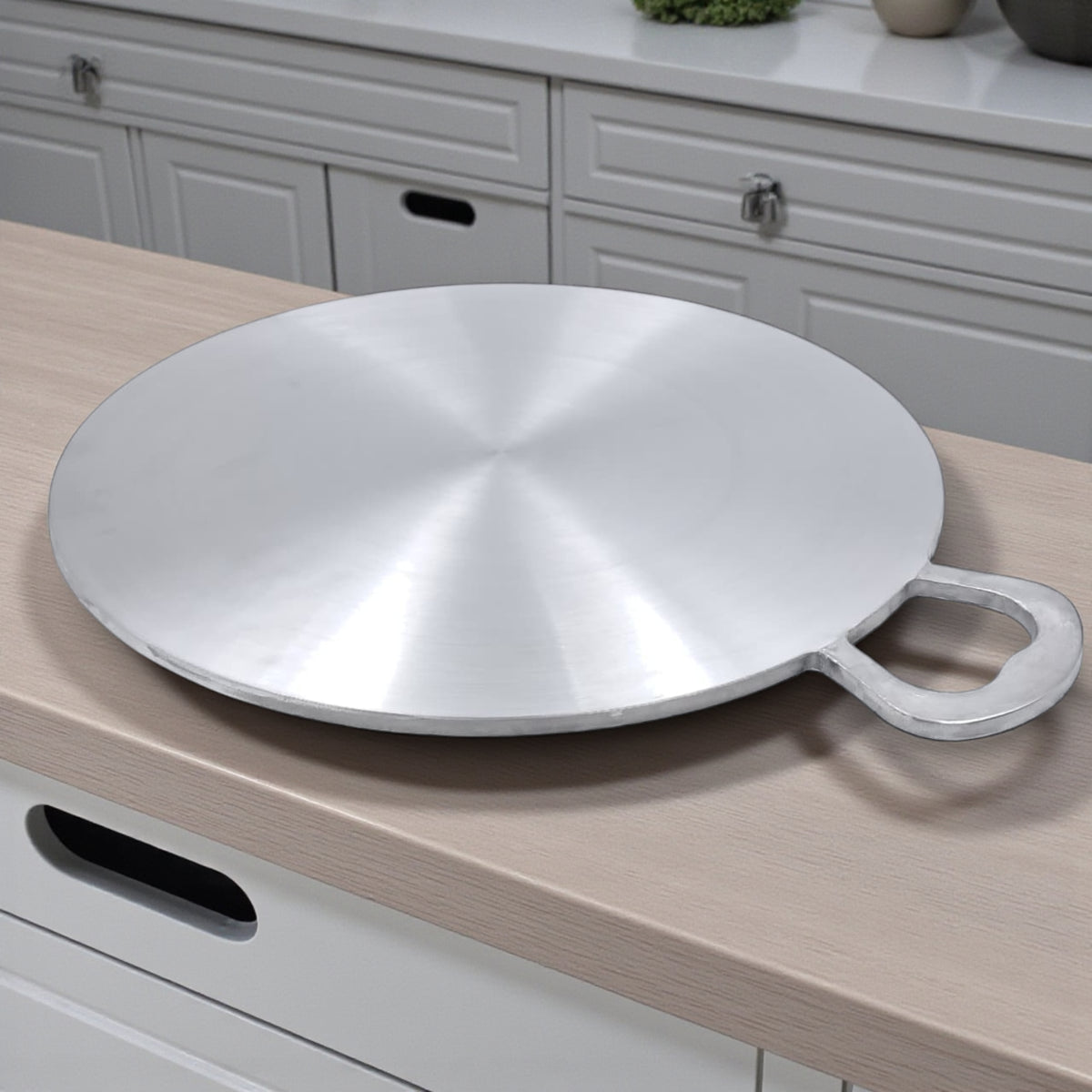 Al Huraiz Heavy Duty Aluminium Flat Tawa with Dual Handles – Thick Aluminum Cooking Plate for Roti, Chapati & Flatbread (1.5H x 48L × 41W CM) - Damoo