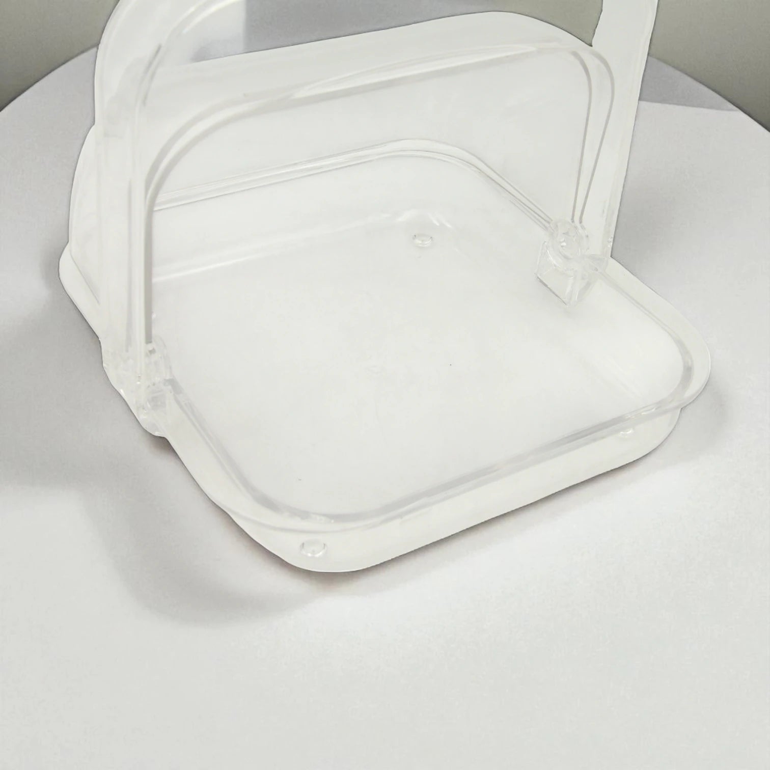 Clear Acrylic Snack Basket with Handle – Lightweight Covered Serving Box for Sweets, Fruits, and Pastries - Damoo