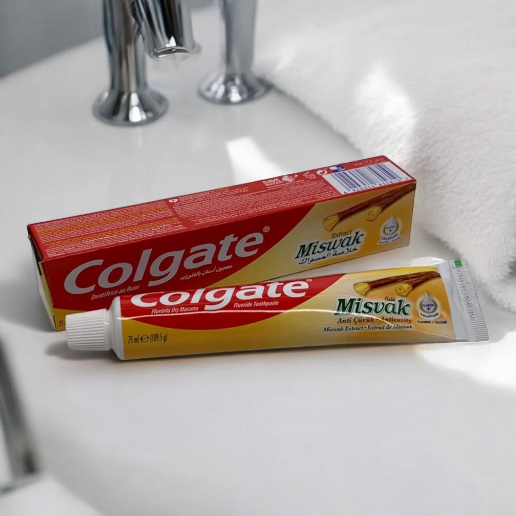 Colgate Miswak Toothpaste 75ml – Natural Herbal Extract with Fluoride & Calcium for Stronger Teeth - Damoo