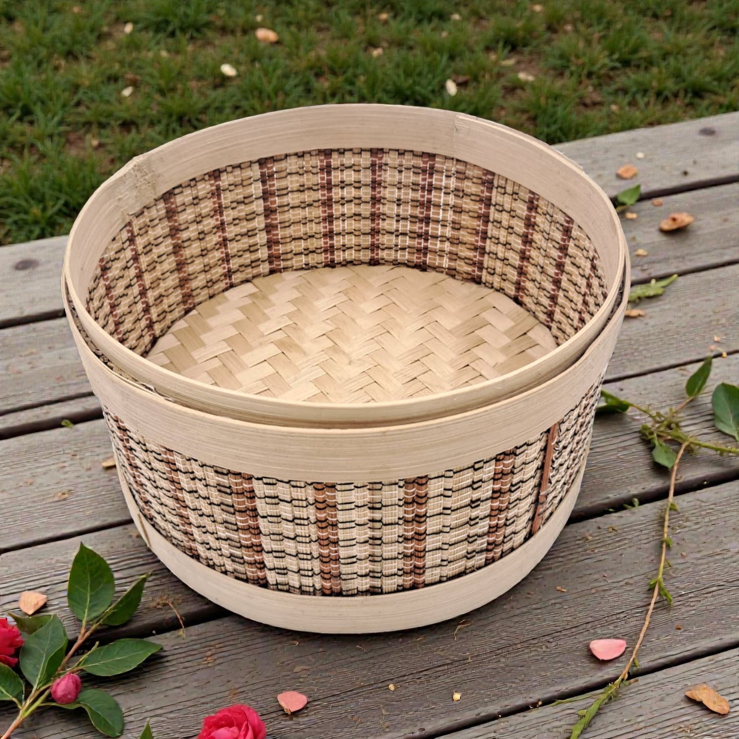 Decorative Handwoven Bamboo Storage Box with Lid – Natural Art Craft Bamboo Box (12.5H x 20L × 20W CM) - Damoo