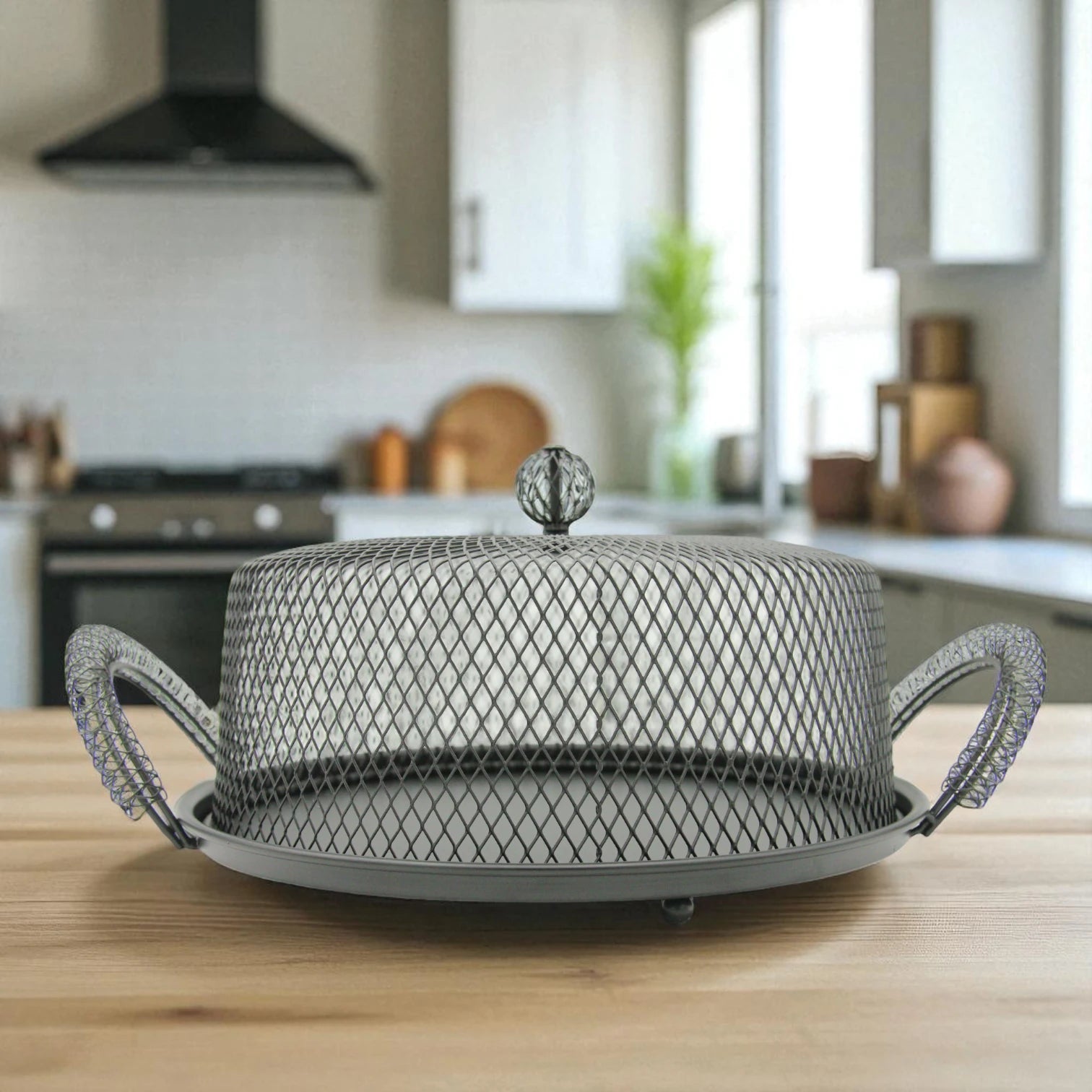 Damoo Black Metal Mesh Food Cover Tray with Handles – Decorative Dome Lid Snack Display for Fruits, Pastries, Desserts & Outdoor Serving Protection - Damoo